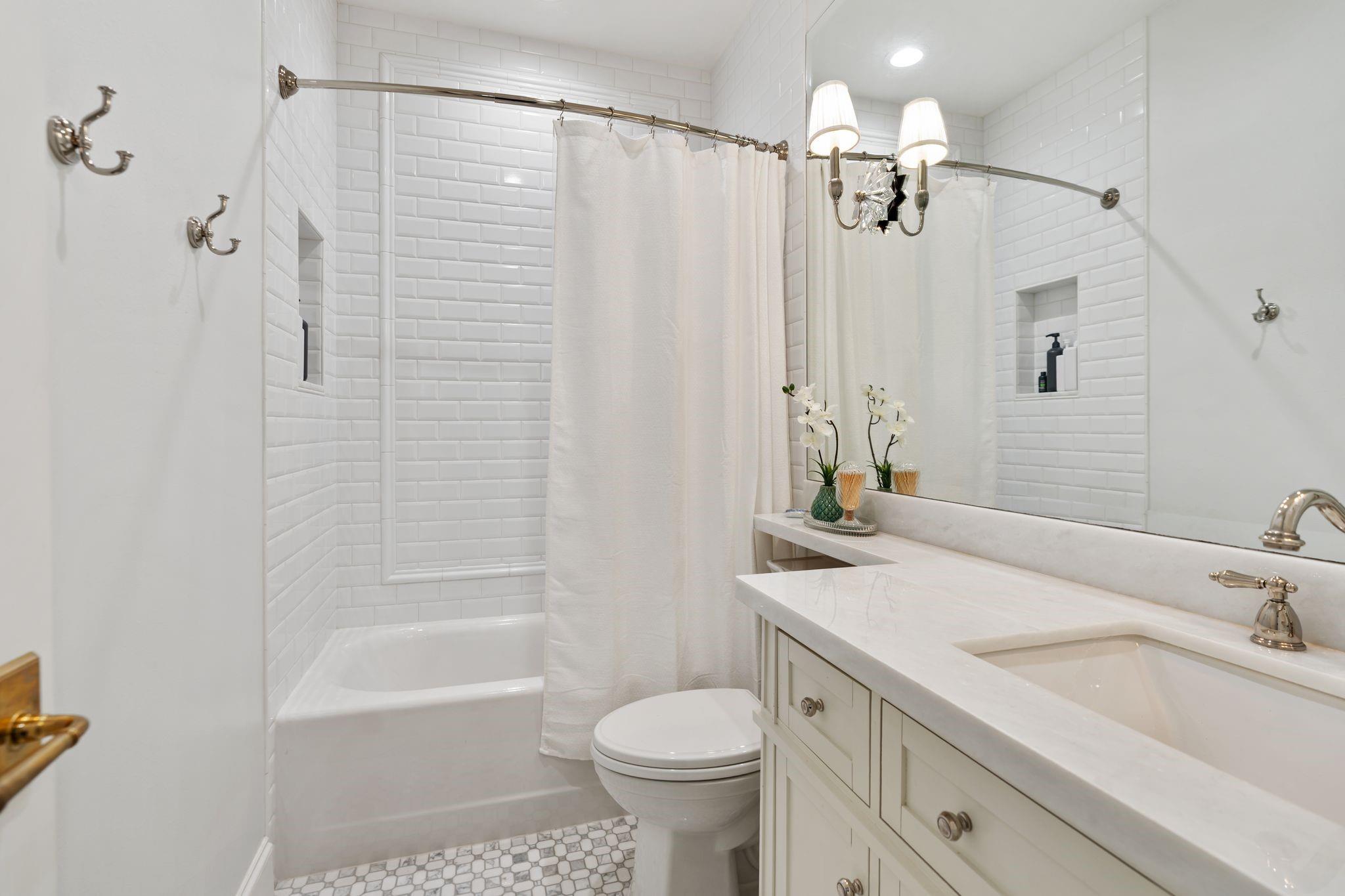 12467 Barryknoll Lane