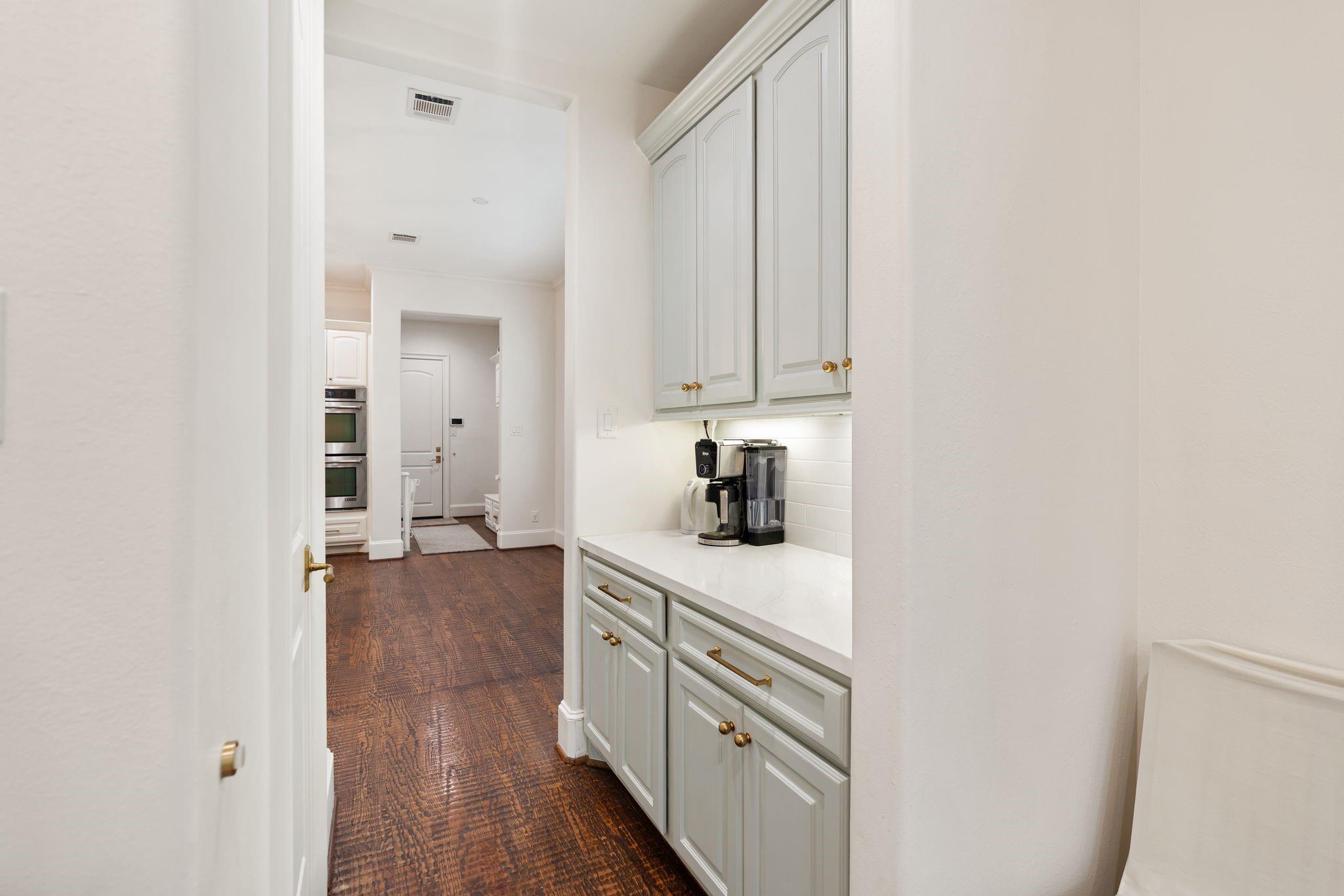 12467 Barryknoll Lane