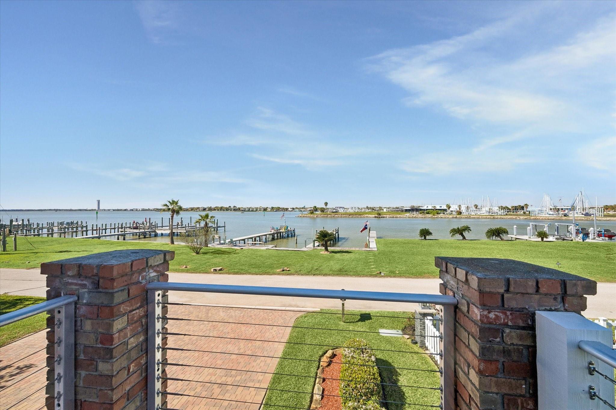 807 N Shore Drive