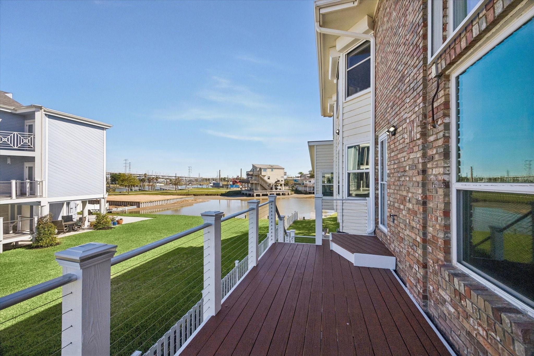 807 N Shore Drive