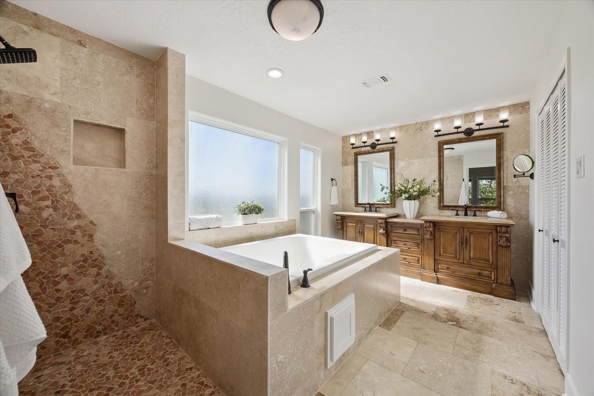 807 N Shore Drive