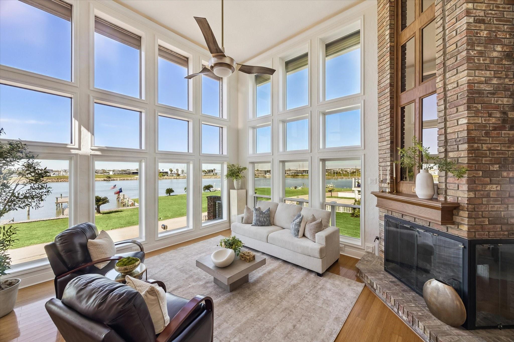 807 N Shore Drive