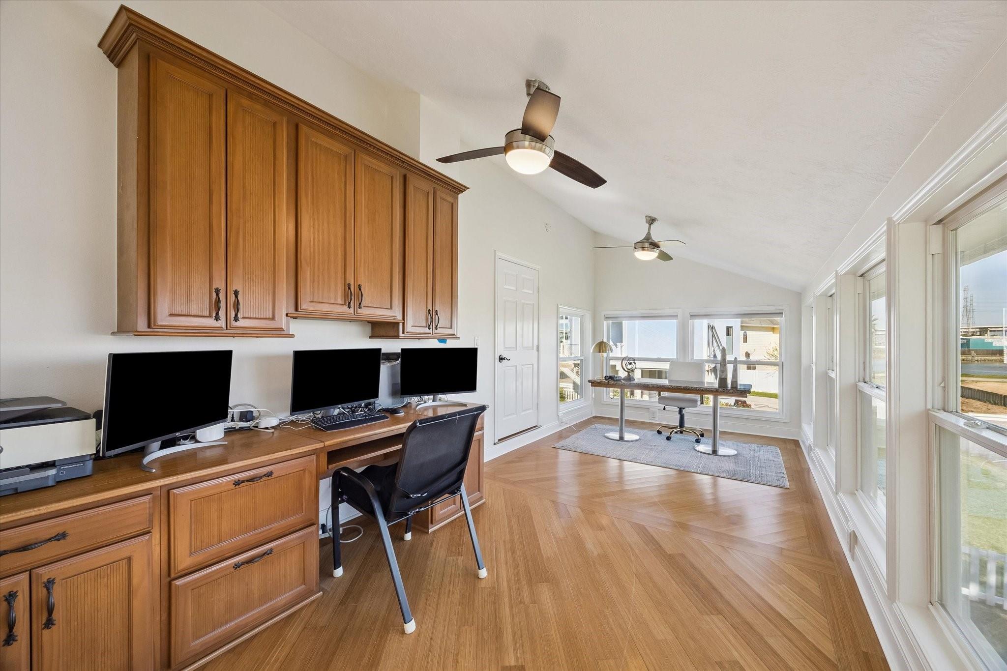 807 N Shore Drive