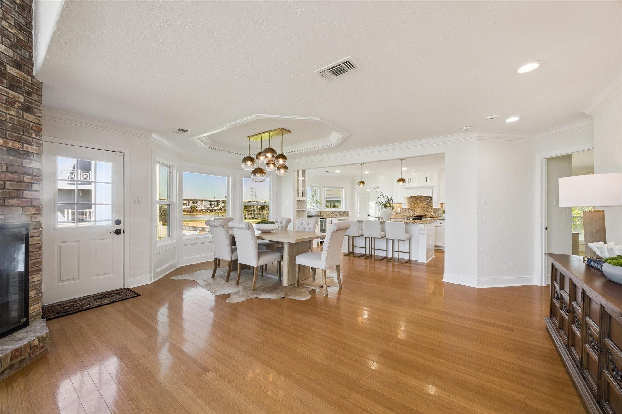 807 N Shore Drive