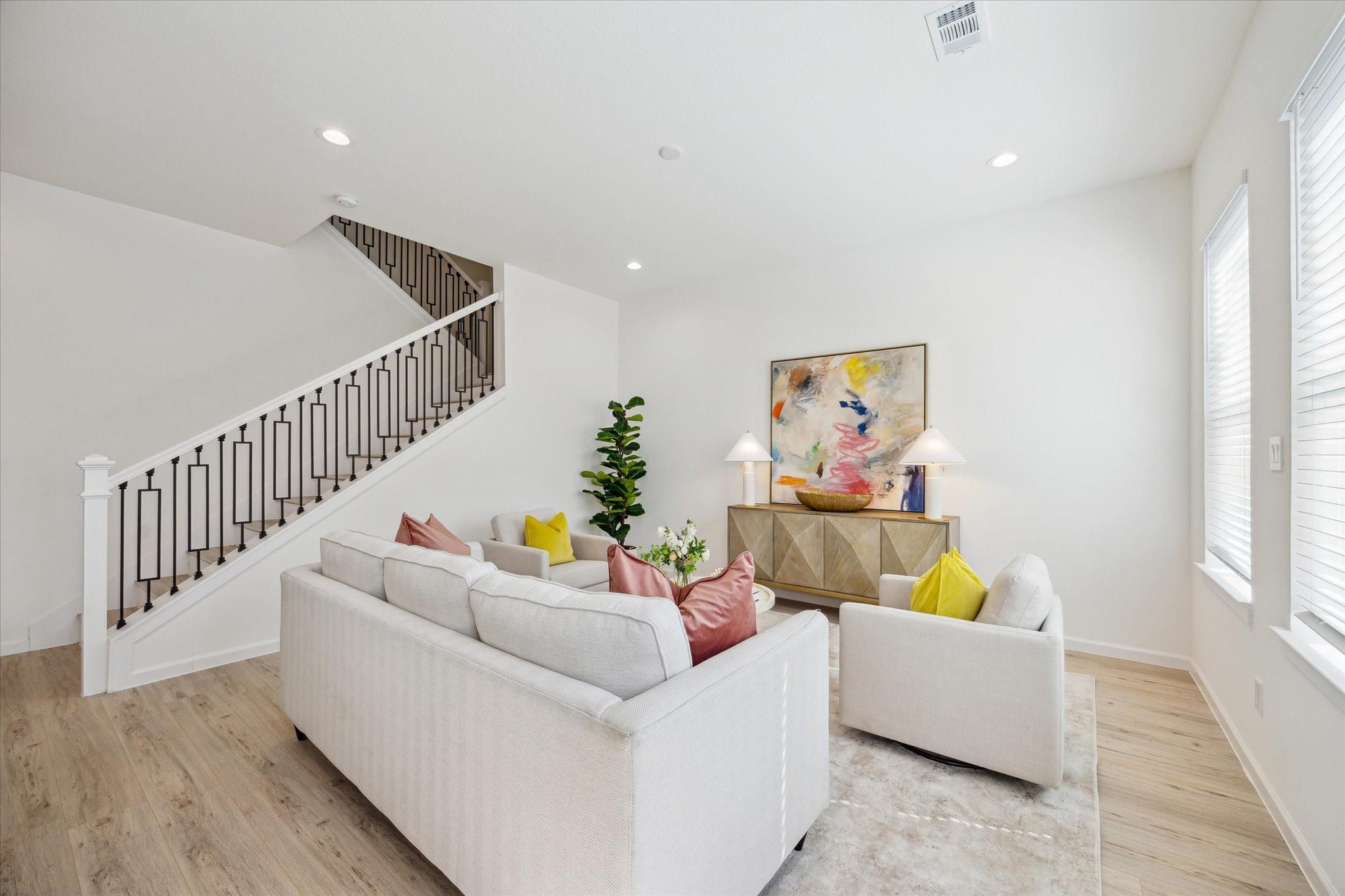 925 Bianco Lane