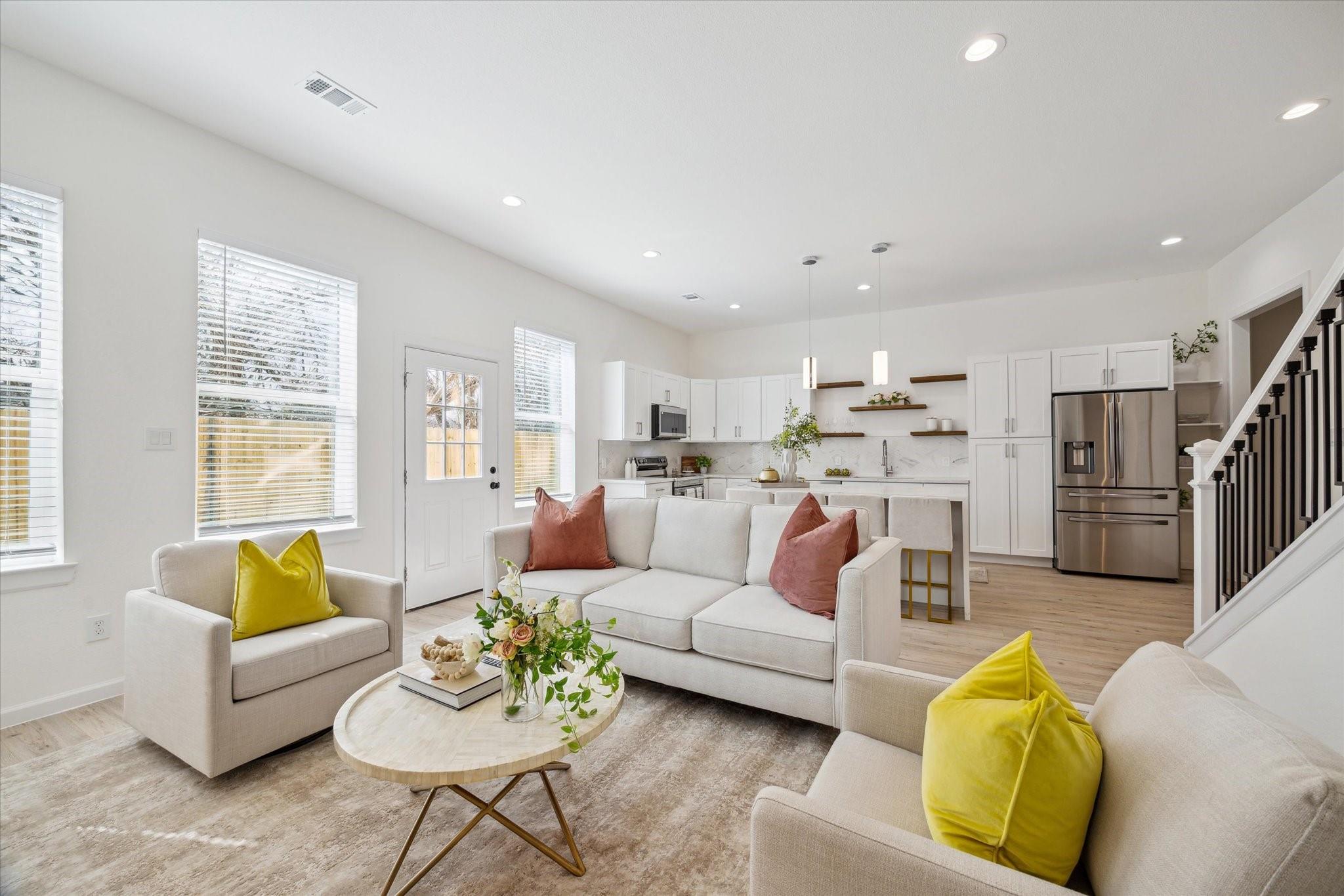 925 Bianco Lane