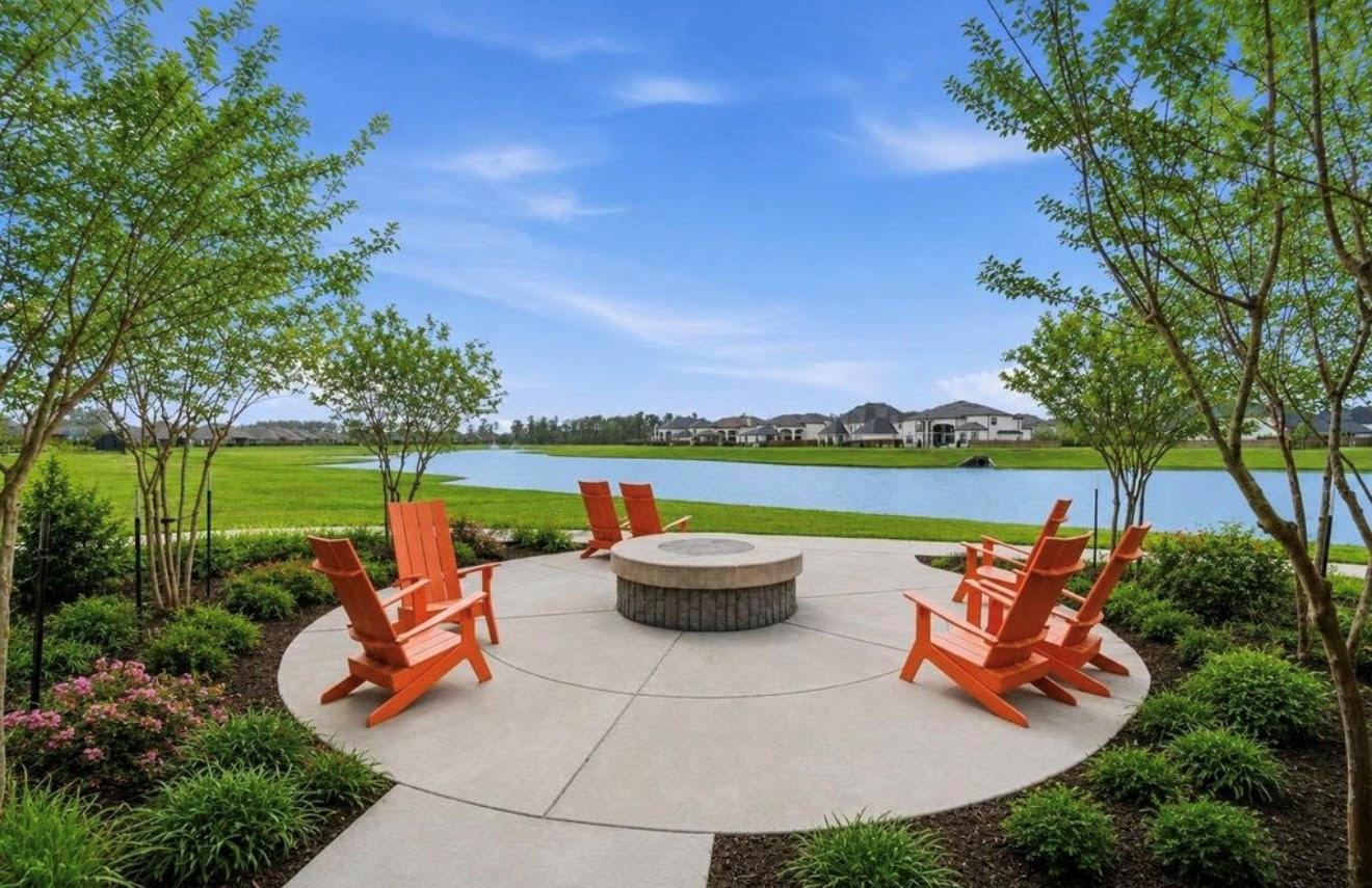 4221 Davis Oak Drive