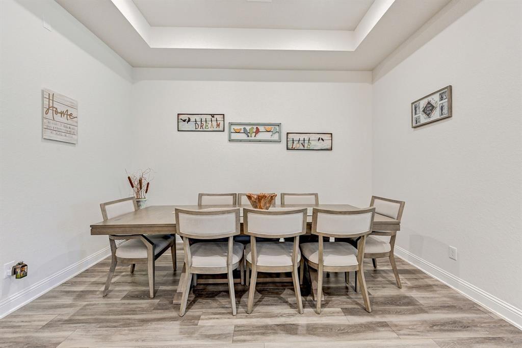 4221 Davis Oak Drive