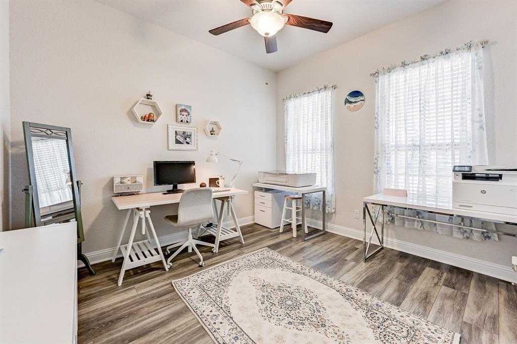 4221 Davis Oak Drive
