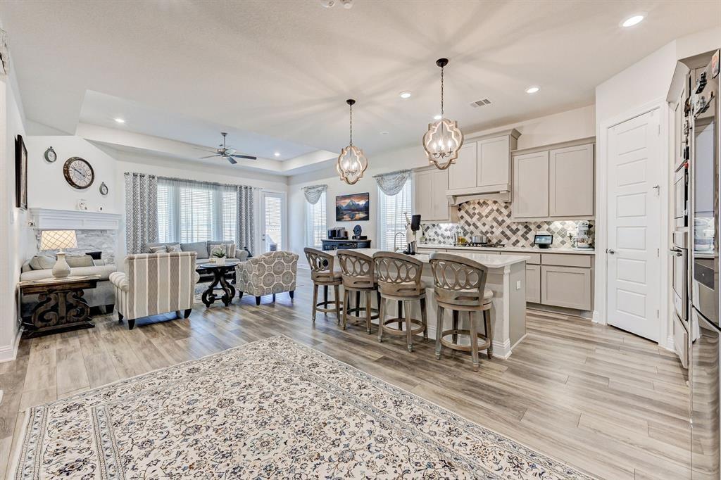 4221 Davis Oak Drive