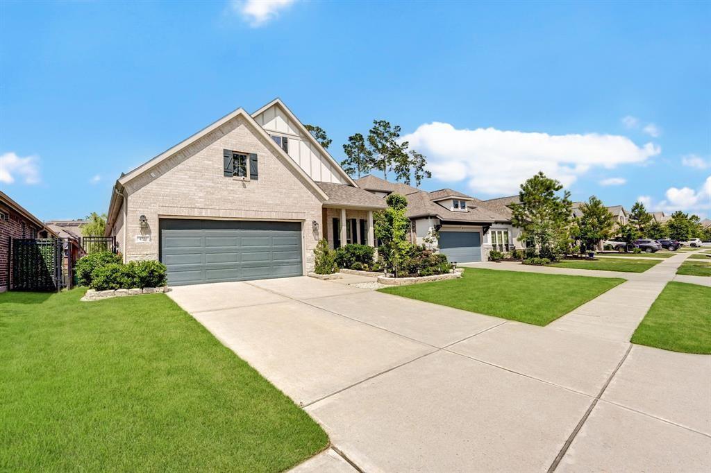 4221 Davis Oak Drive