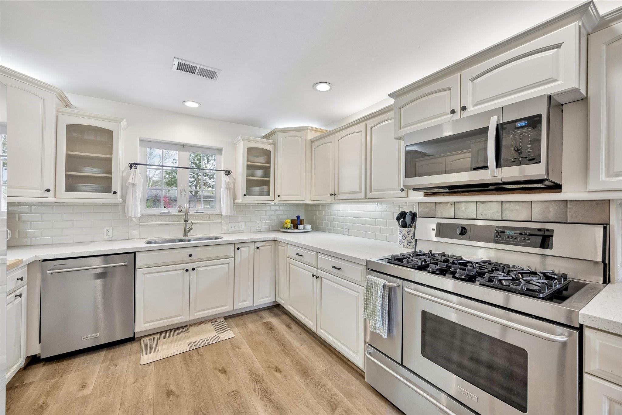 5401 De Milo Drive