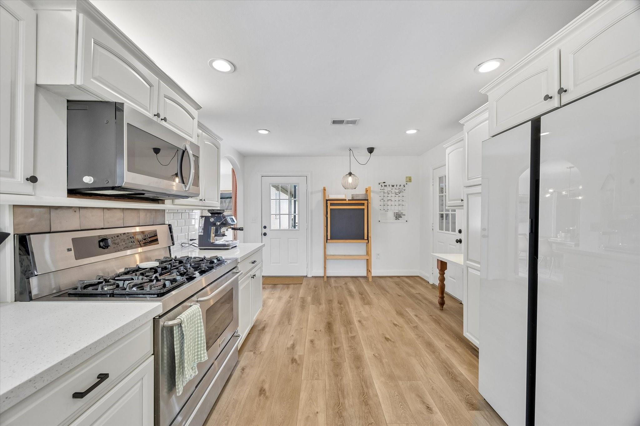 5401 De Milo Drive