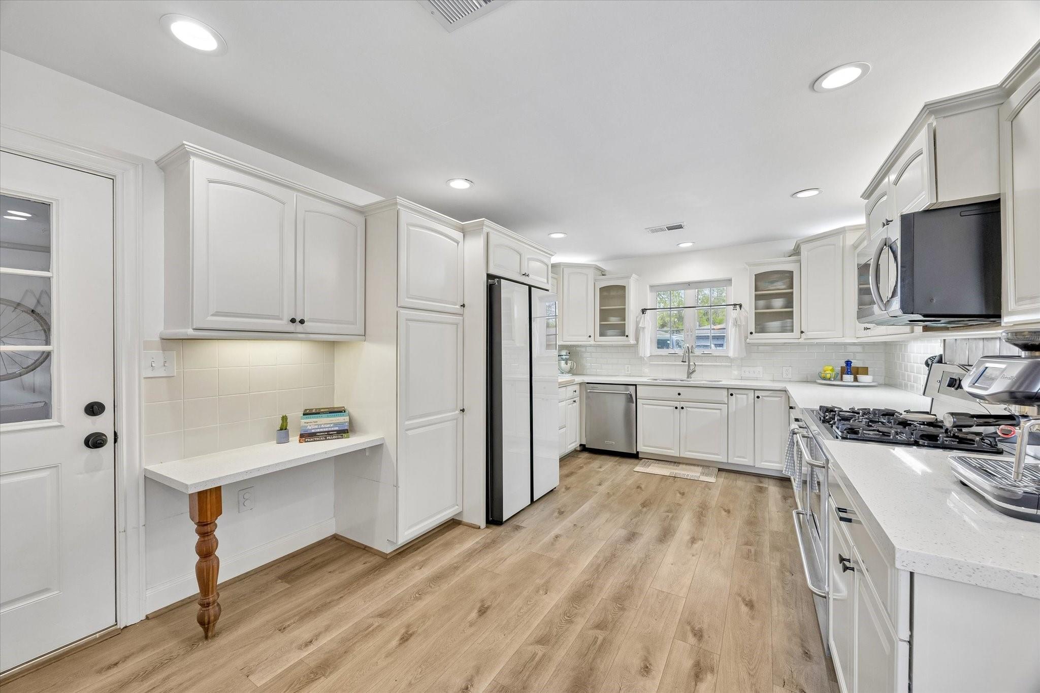 5401 De Milo Drive