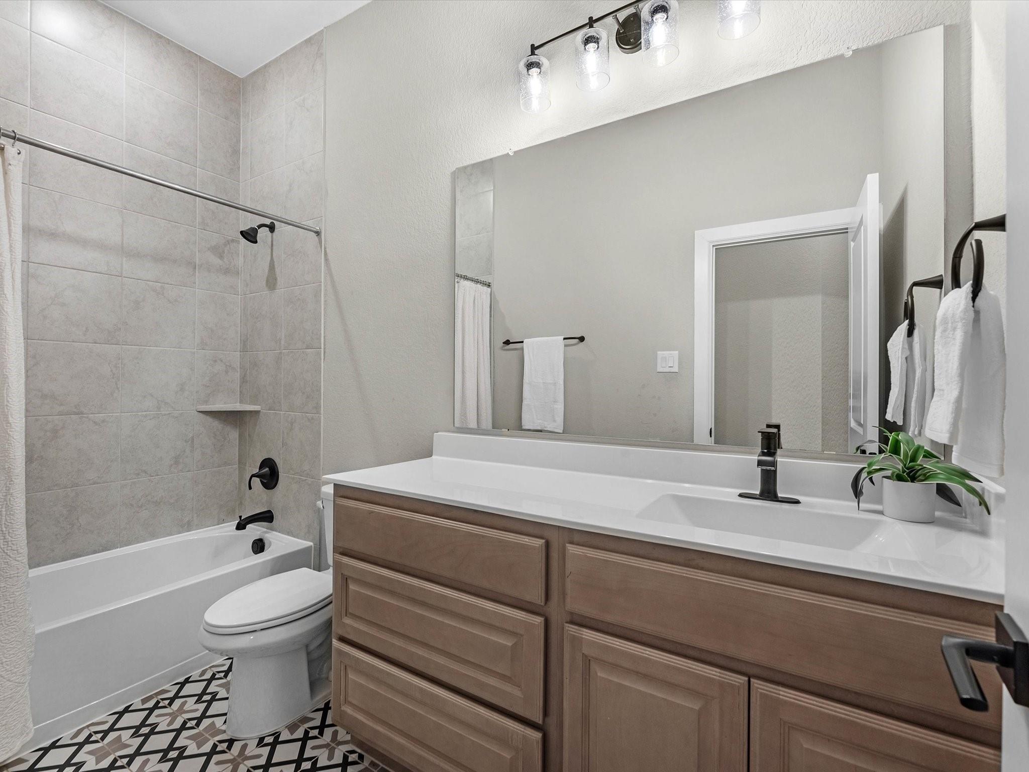 3103 Honeysuckle Way