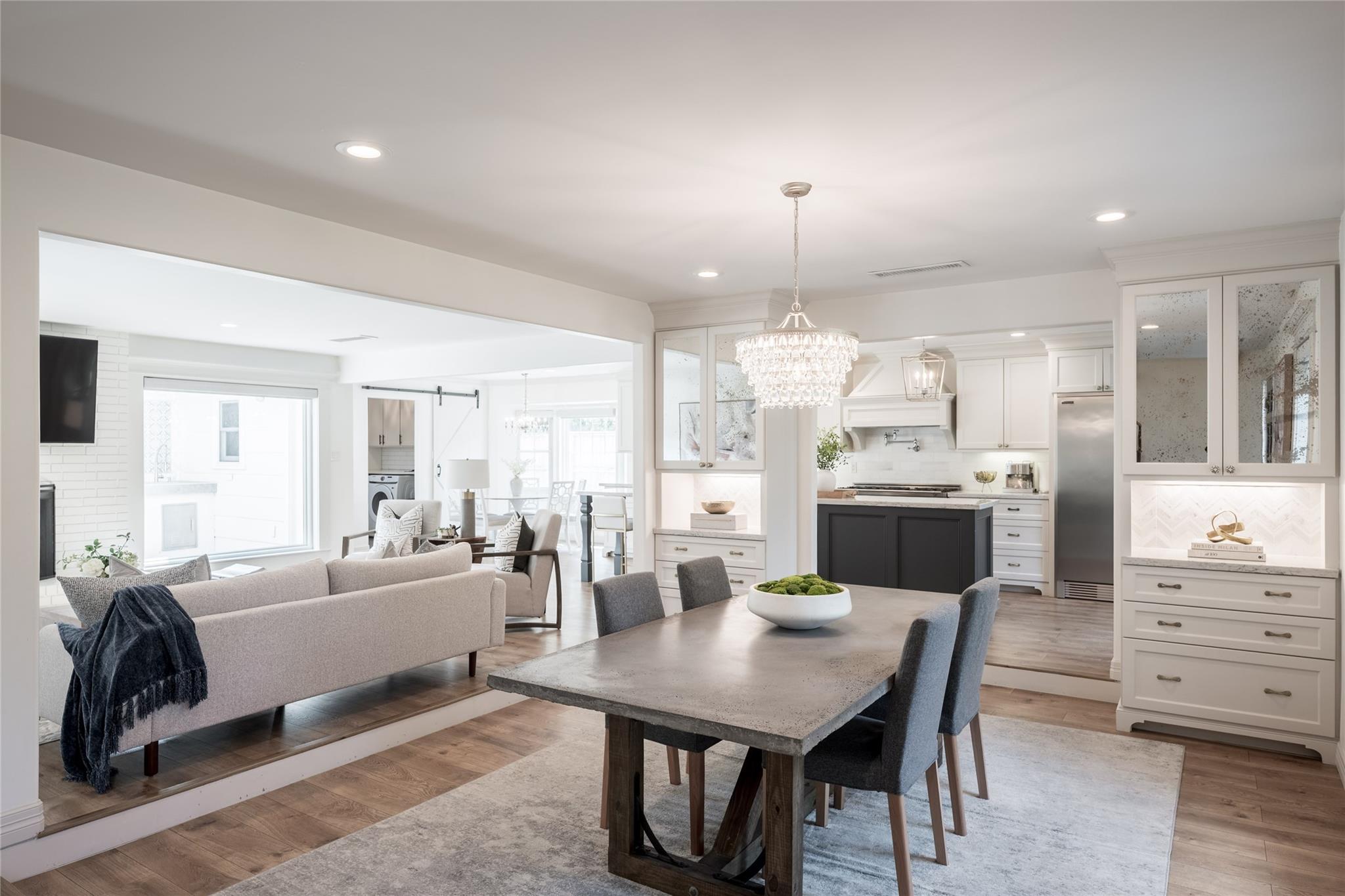 2802 Bernadette Lane