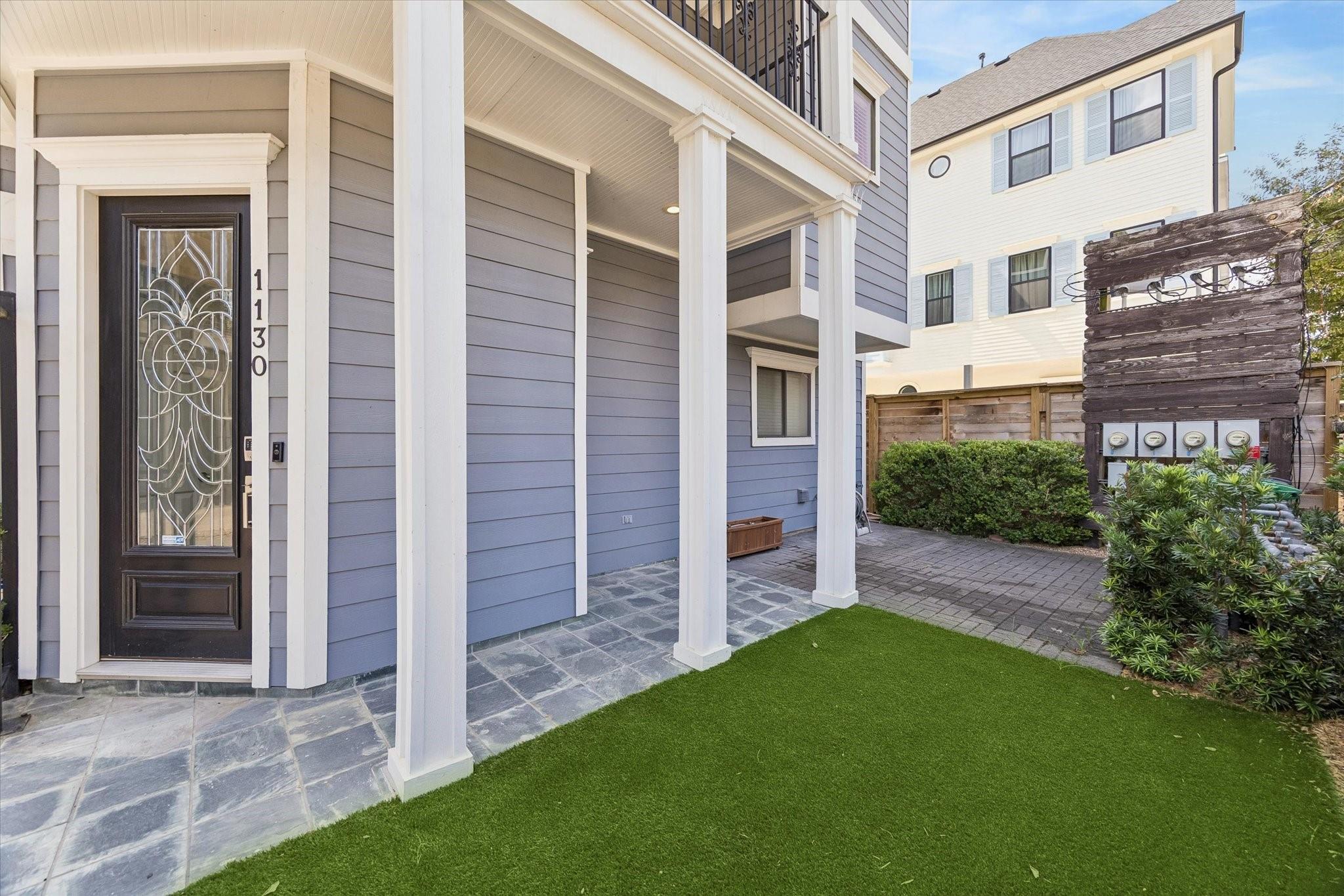 1130 W 23rd Street