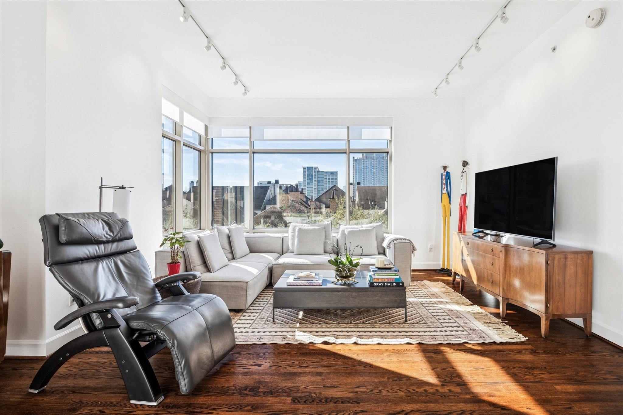 2211 Briarglen Drive # 505