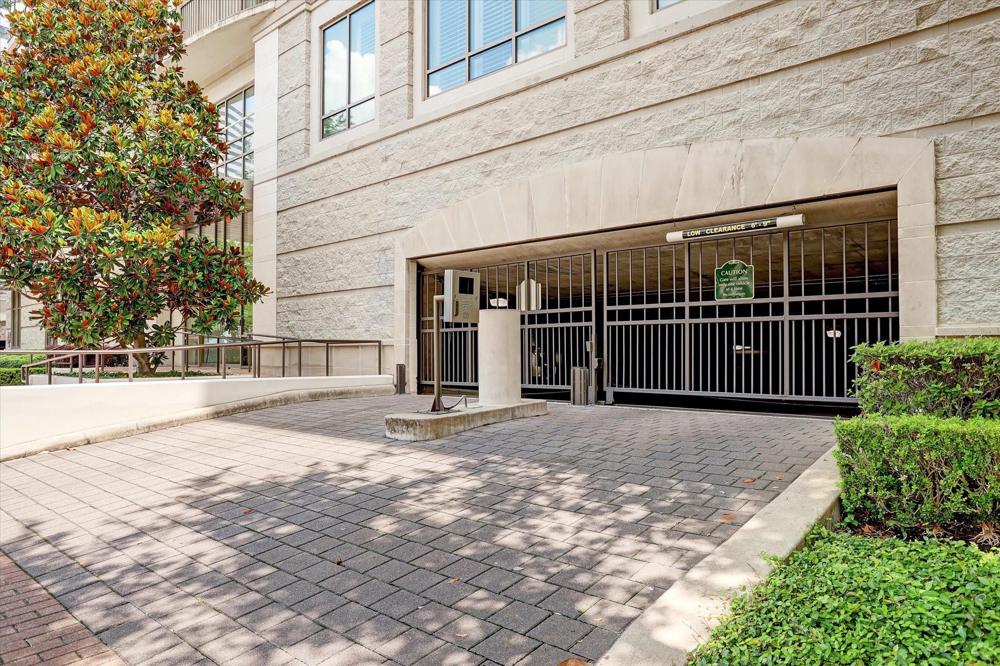 2211 Briarglen Drive # 505