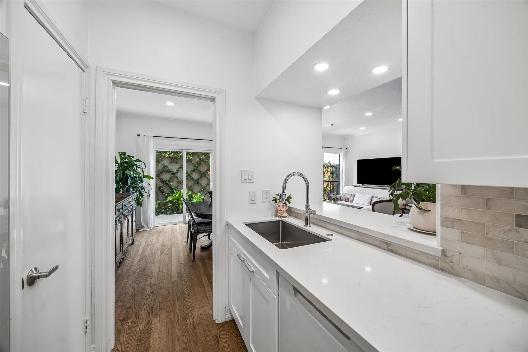 701 Bering Drive # 1501