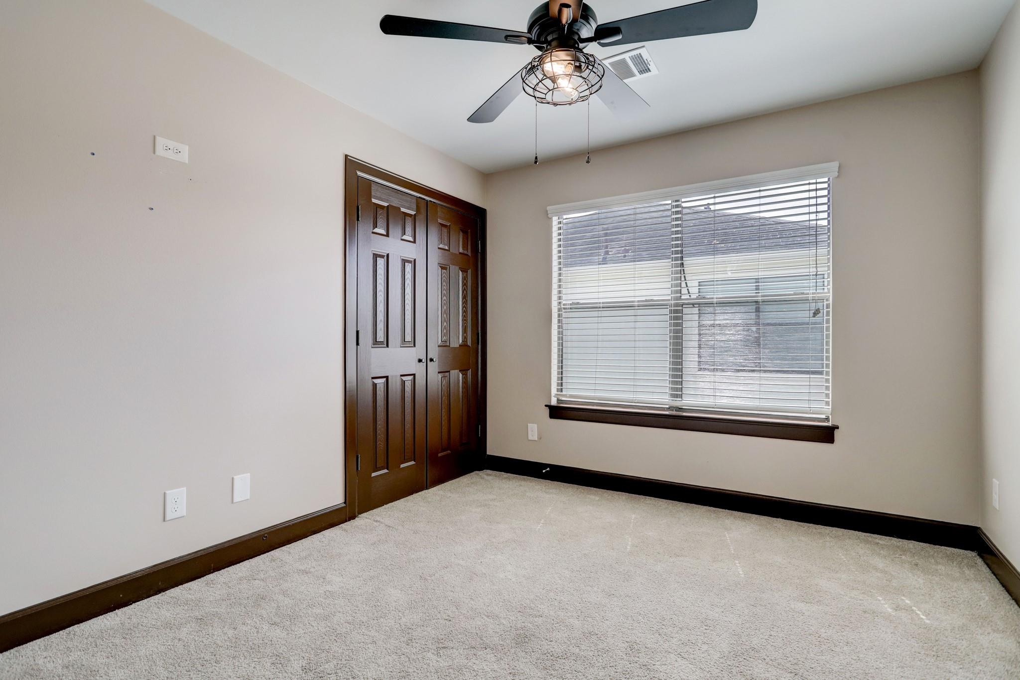 8715 Meadowcroft Drive # 901