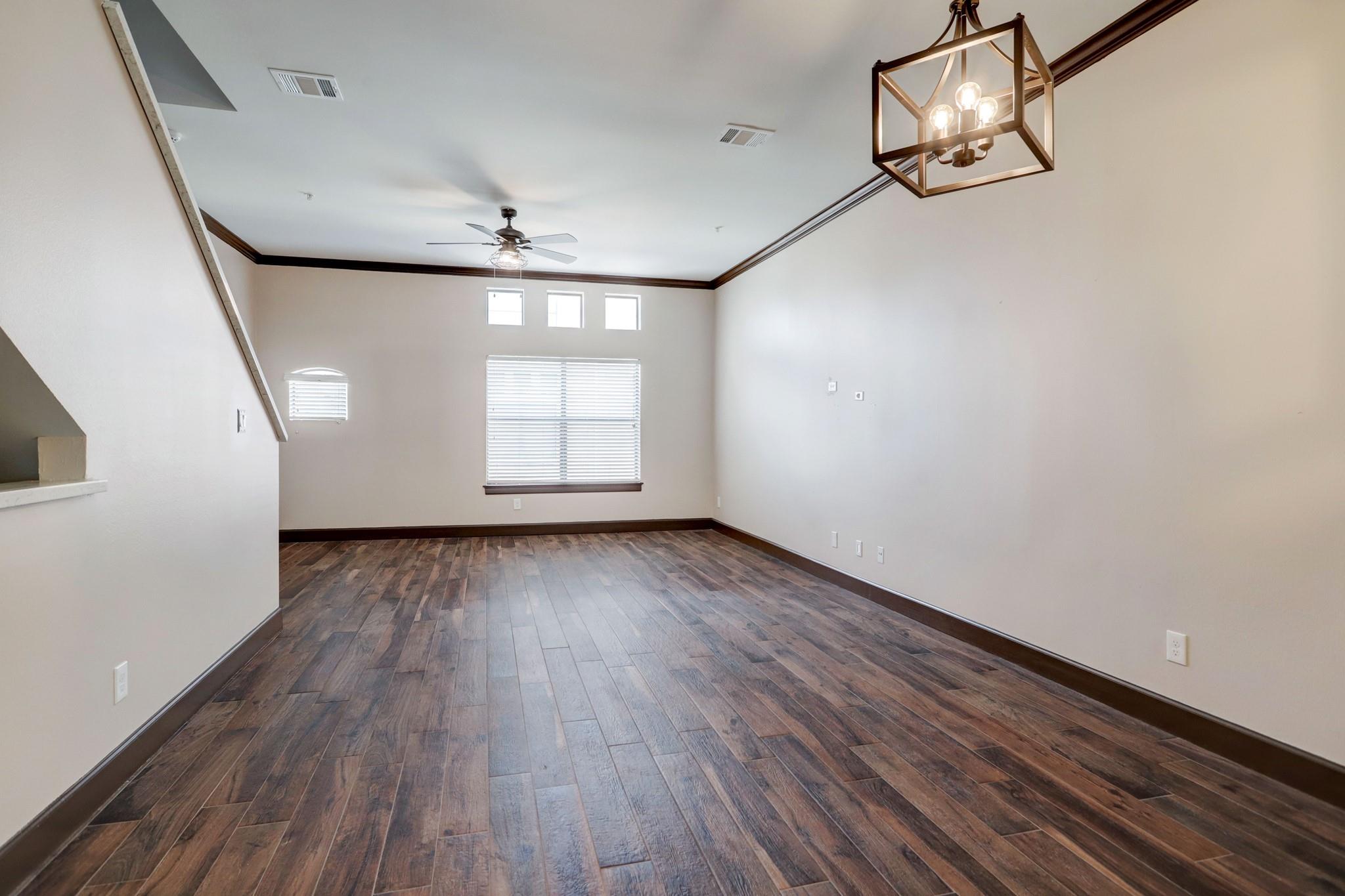 8715 Meadowcroft Drive # 901