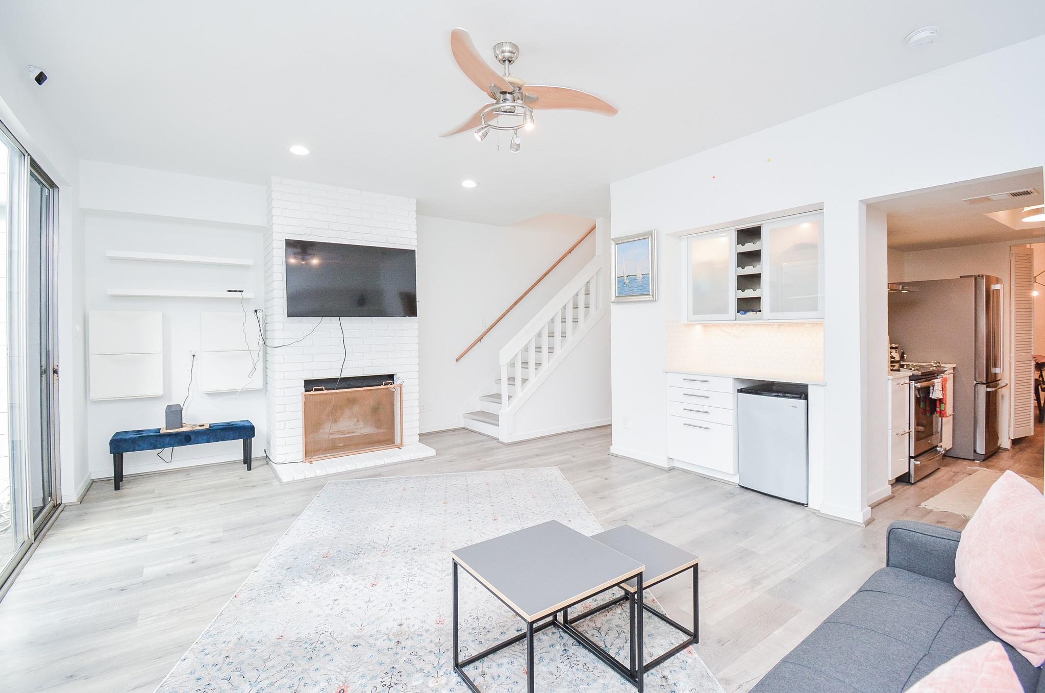 666 N Eldridge Parkway