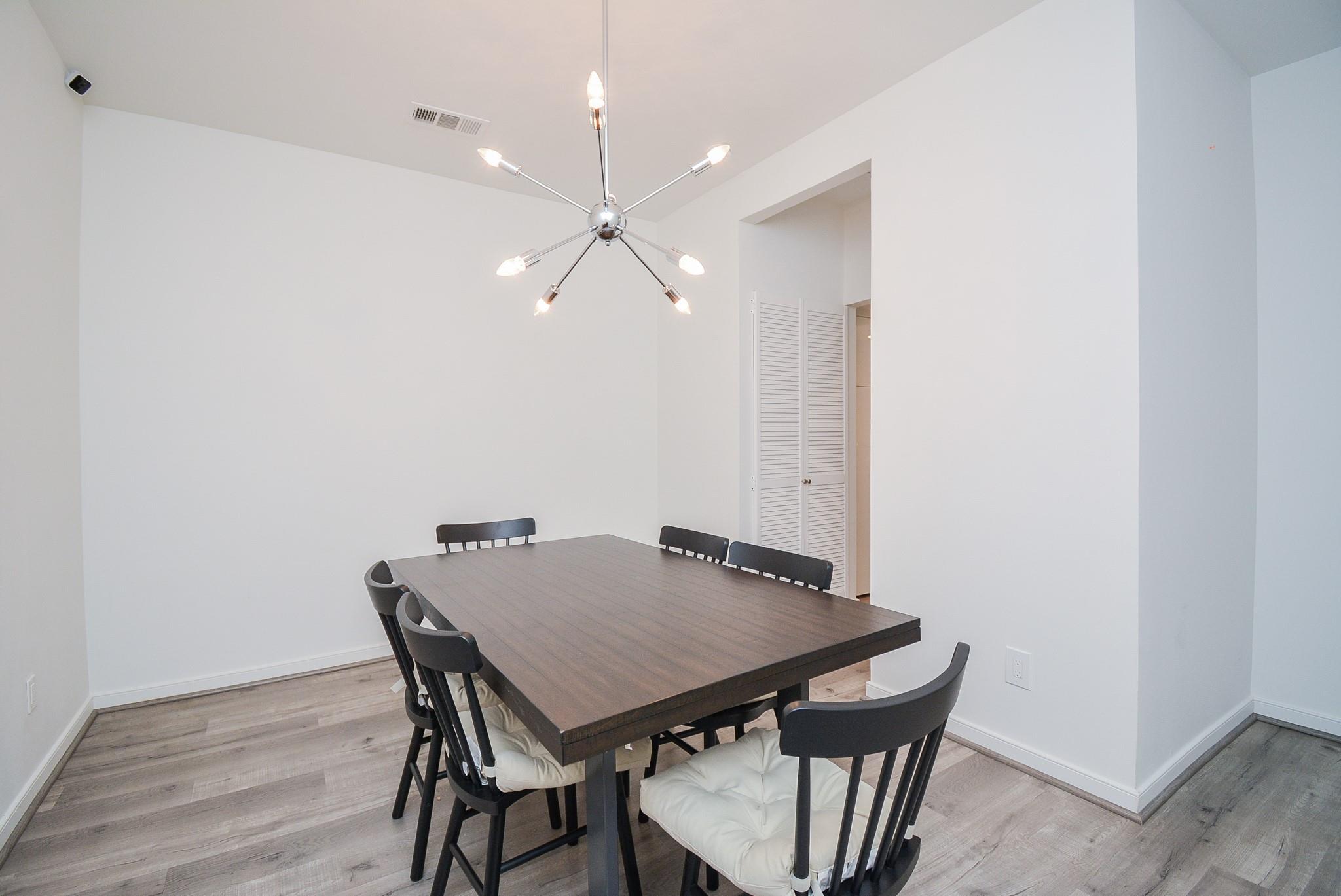 666 N Eldridge Parkway