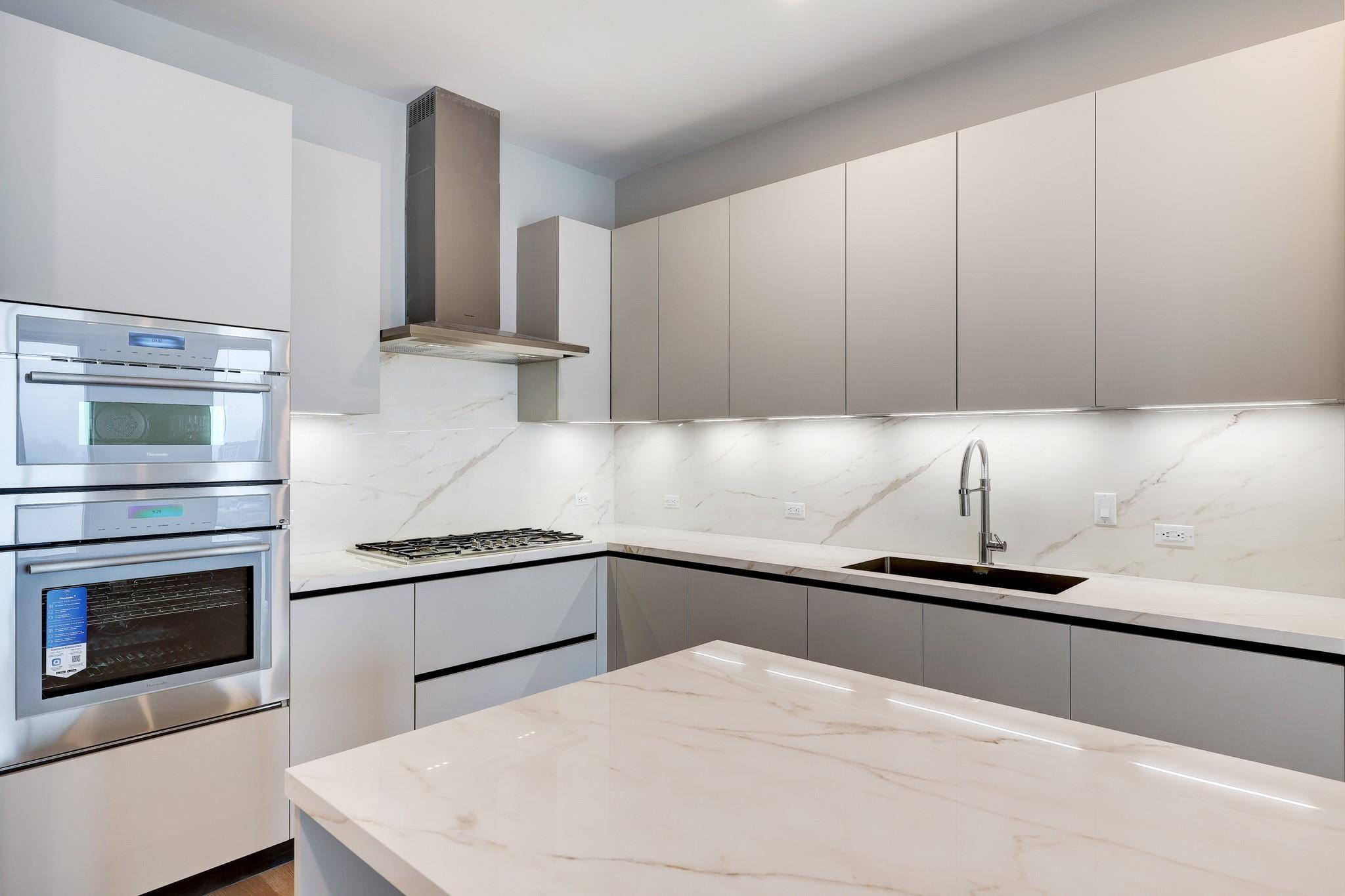 1711 Allen Parkway # 2203