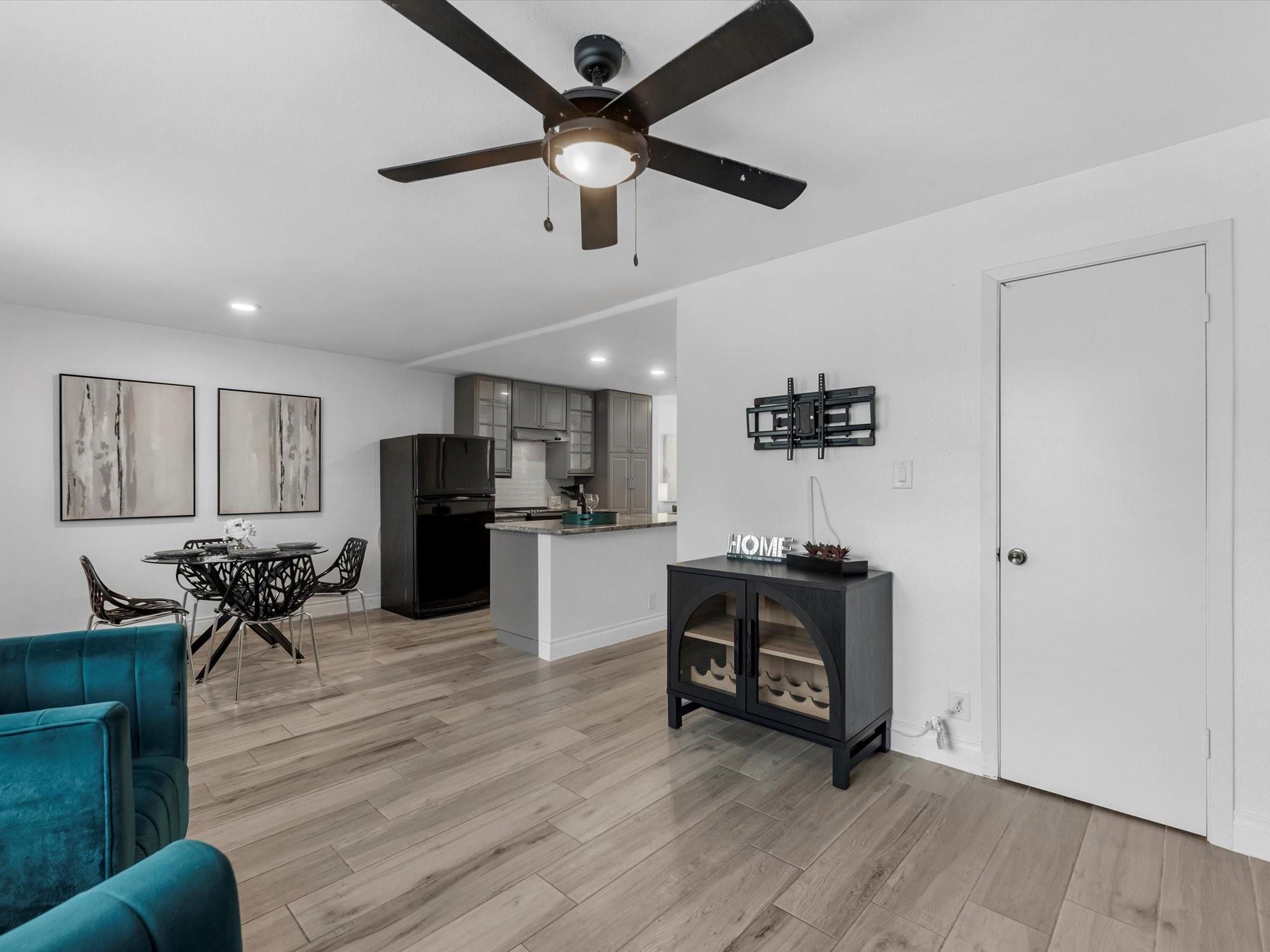 11002 Hammerly Boulevard # 104