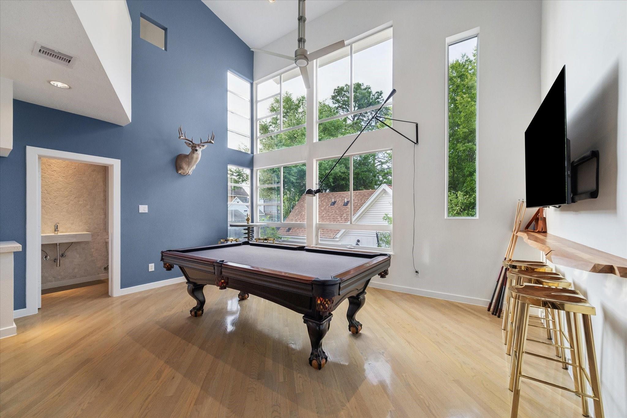 1804 N Memorial Way # A