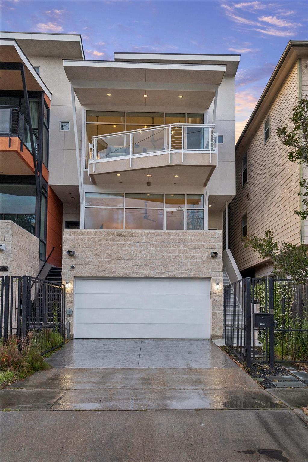 1804 N Memorial Way # A