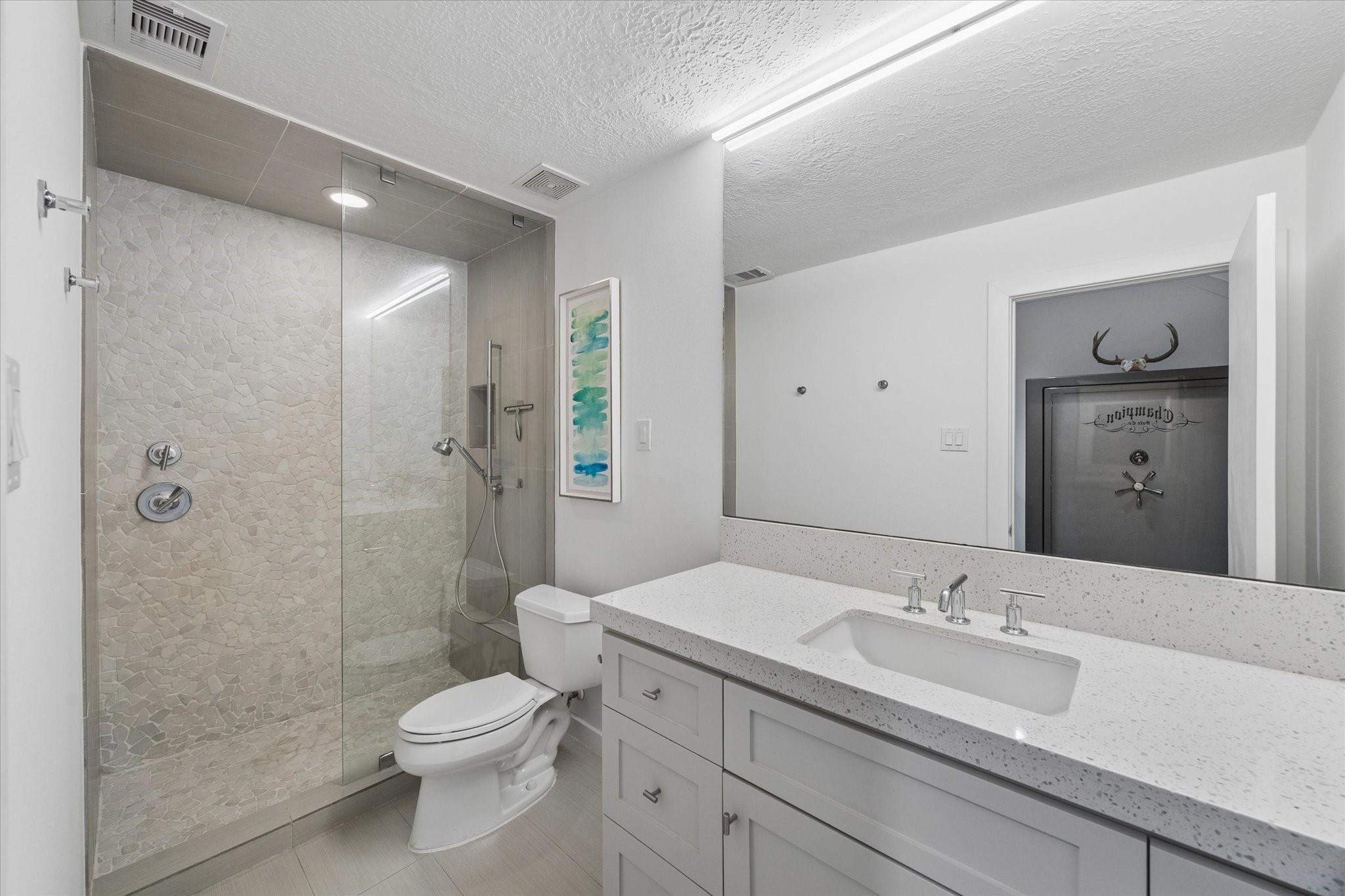 1804 N Memorial Way # A