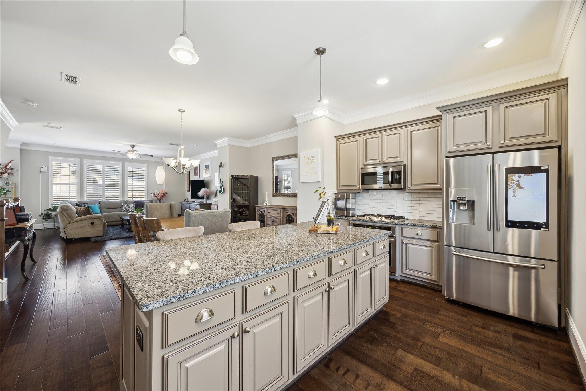 6735 Highclere Manor Lane