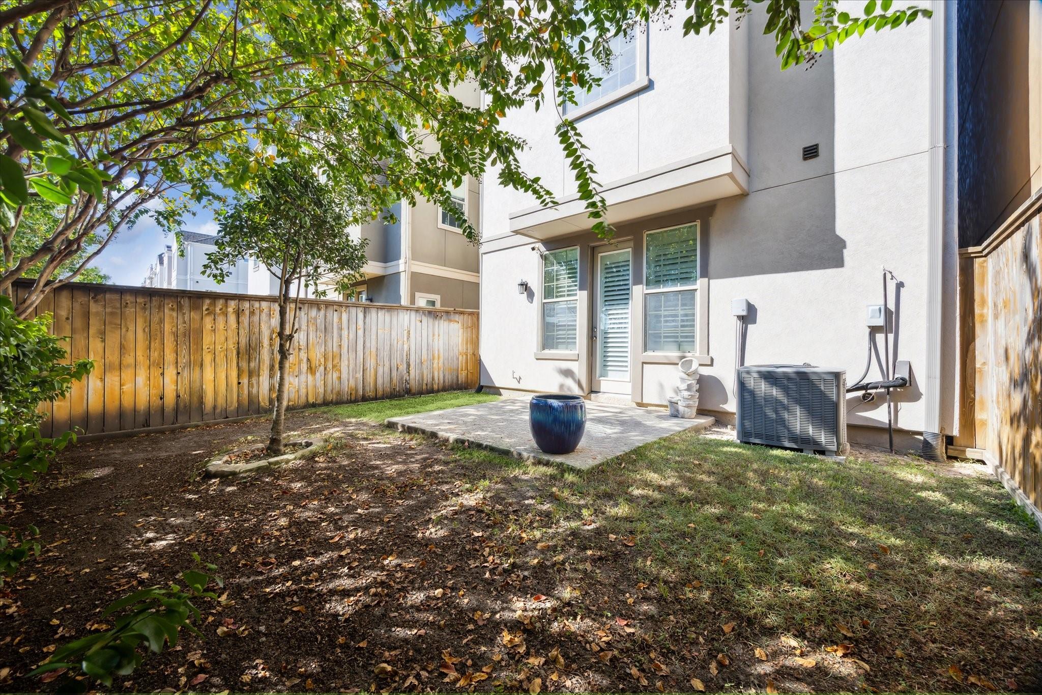 6735 Highclere Manor Lane