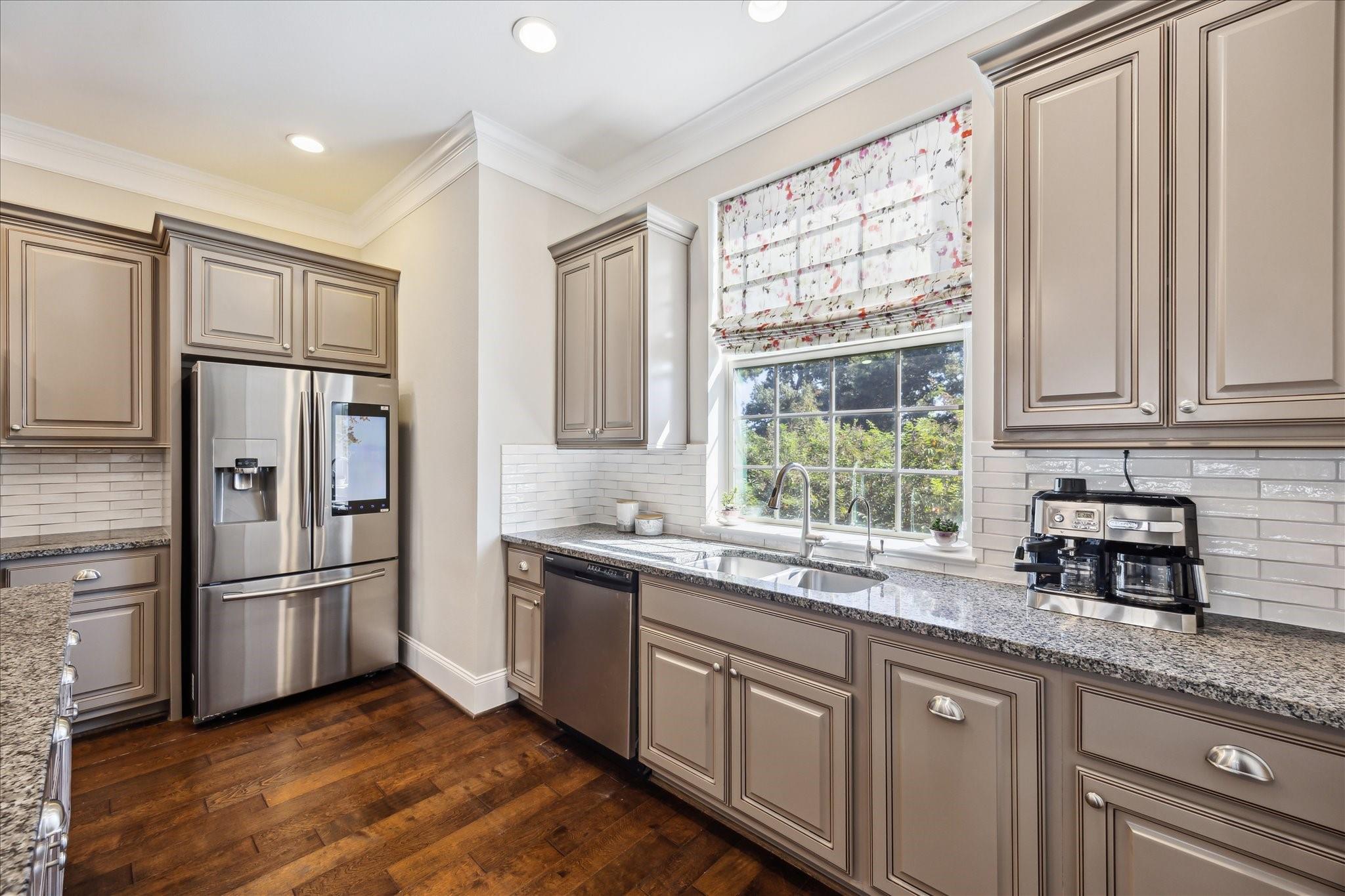 6735 Highclere Manor Lane