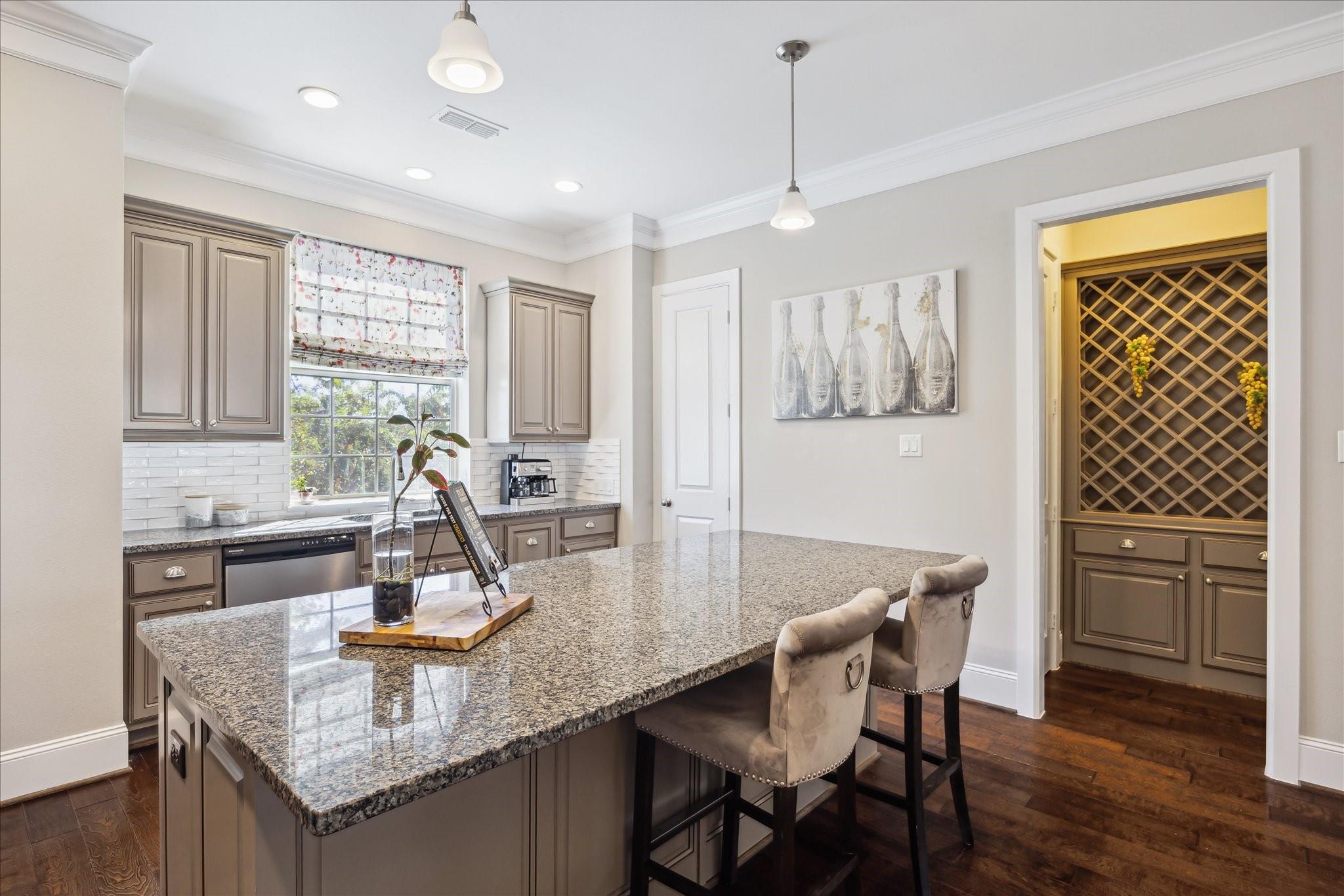 6735 Highclere Manor Lane