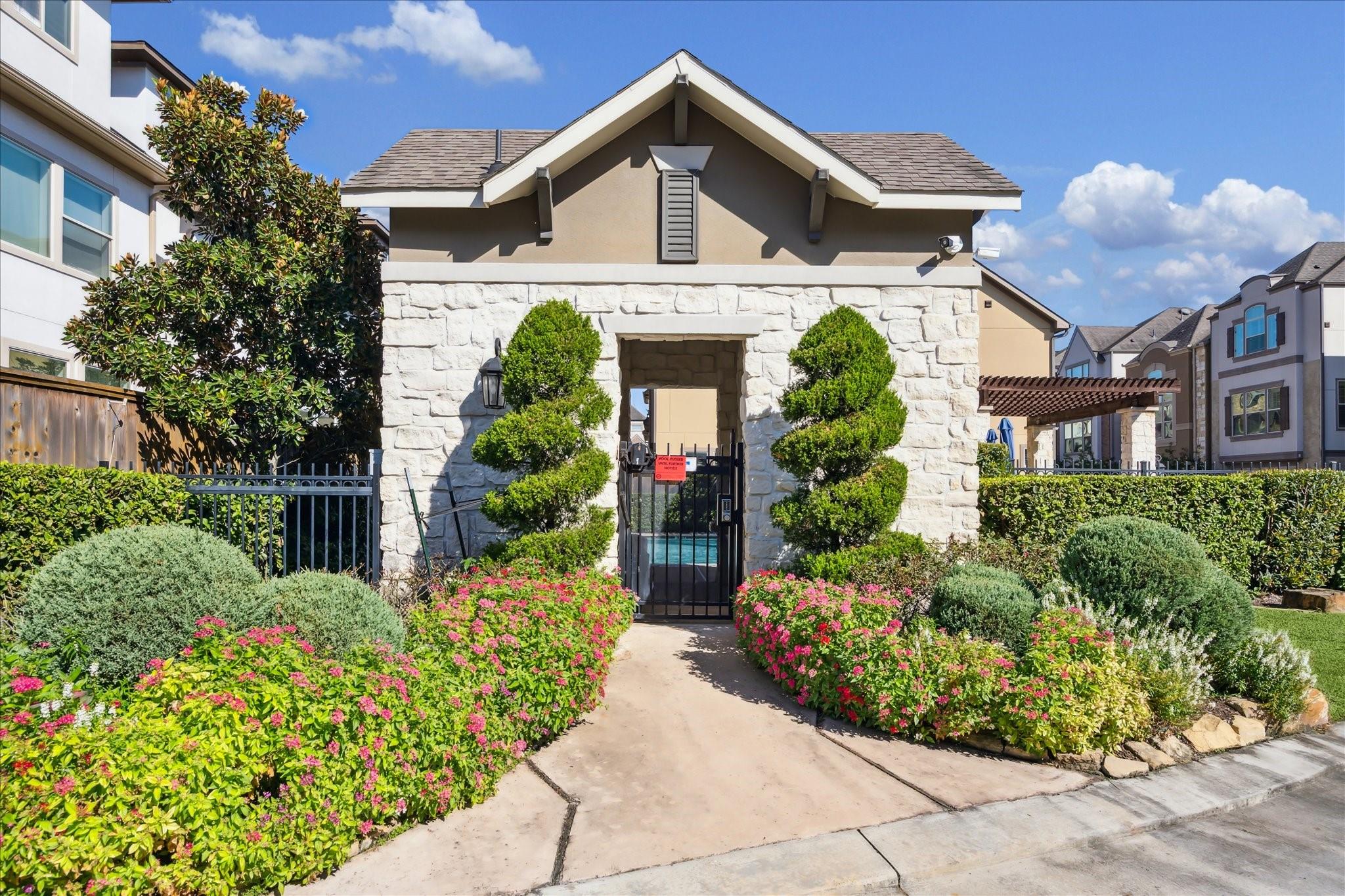 6735 Highclere Manor Lane