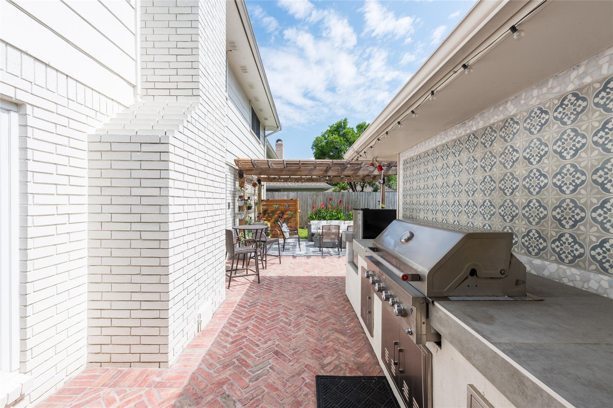 2802 Bernadette Lane
