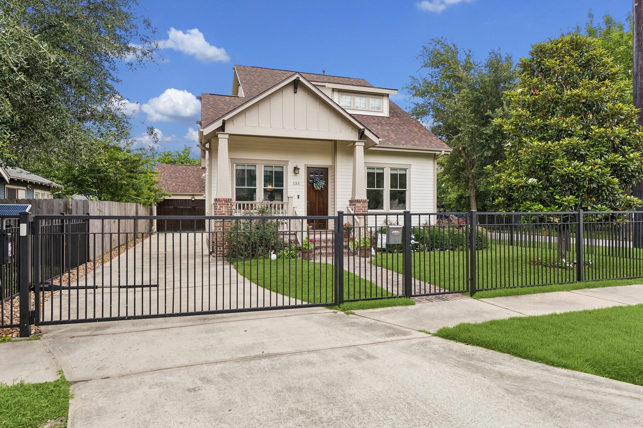 135 E 23rd Street