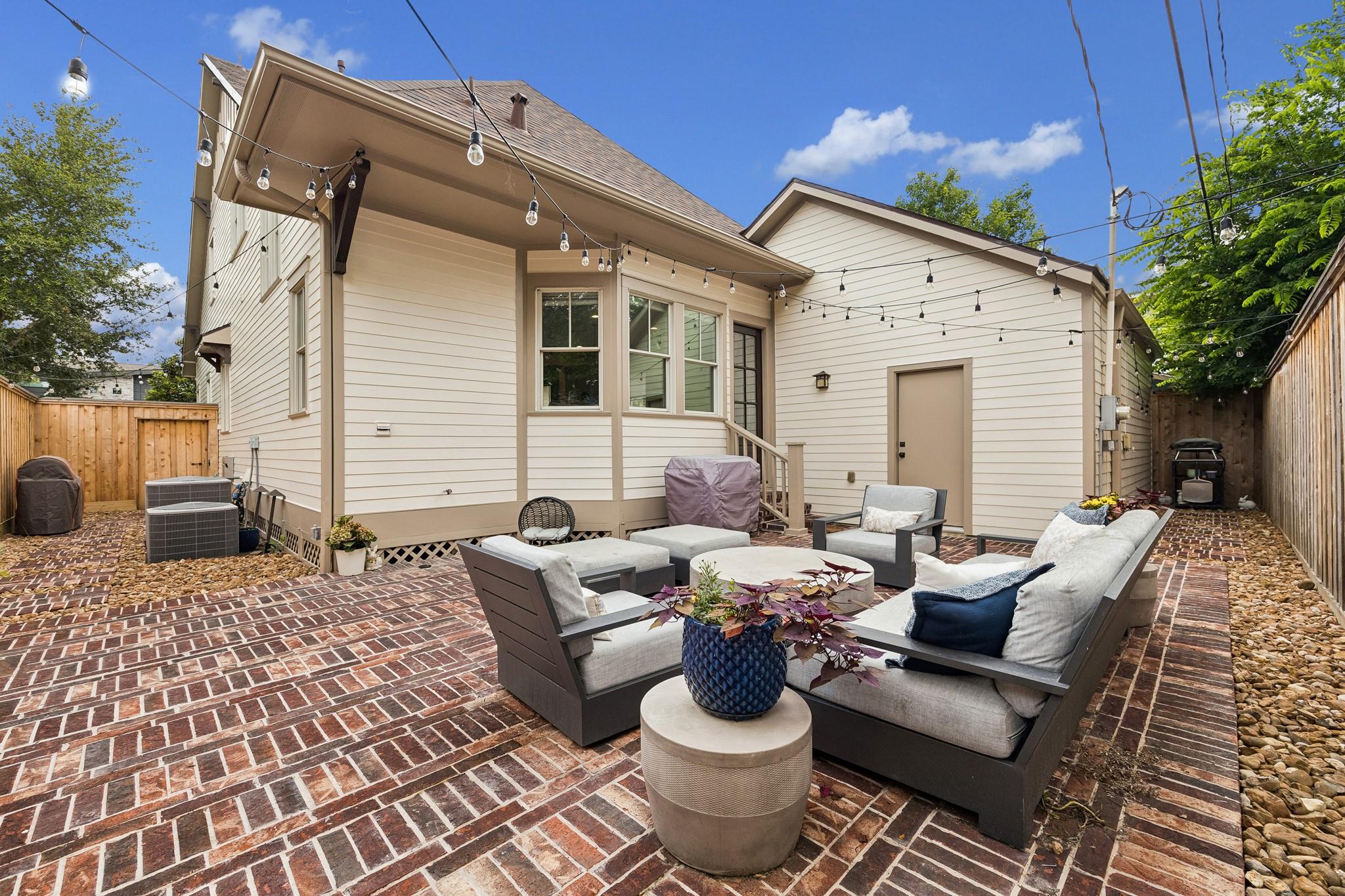 135 E 23rd Street