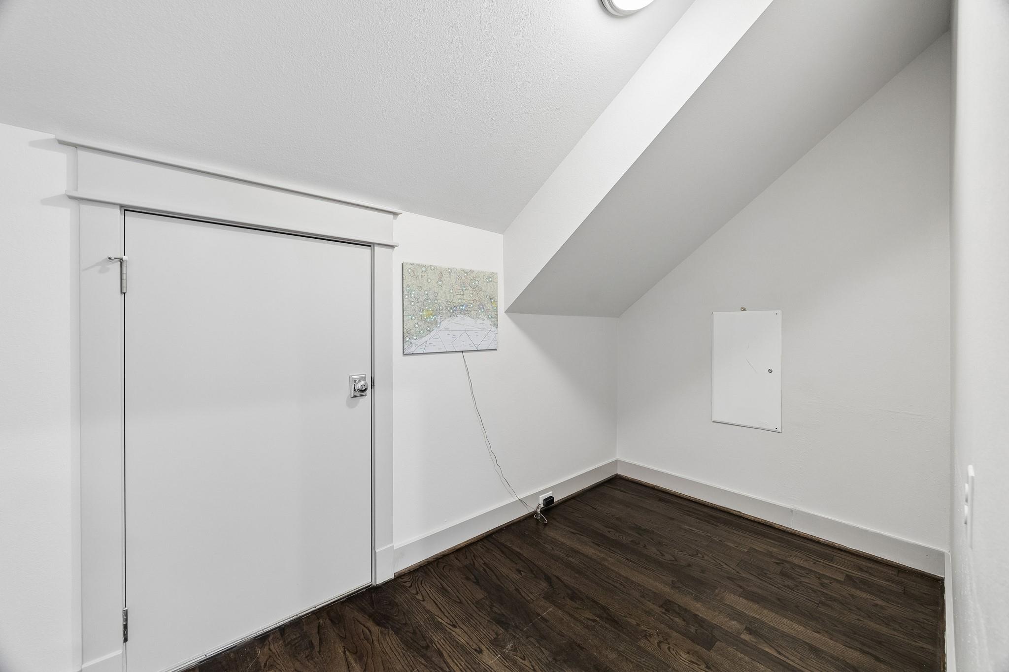 135 E 23rd Street