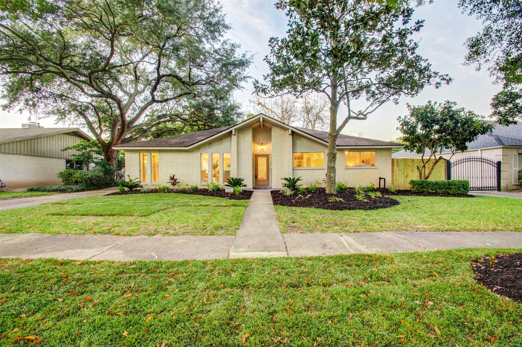 5730 Birdwood Road