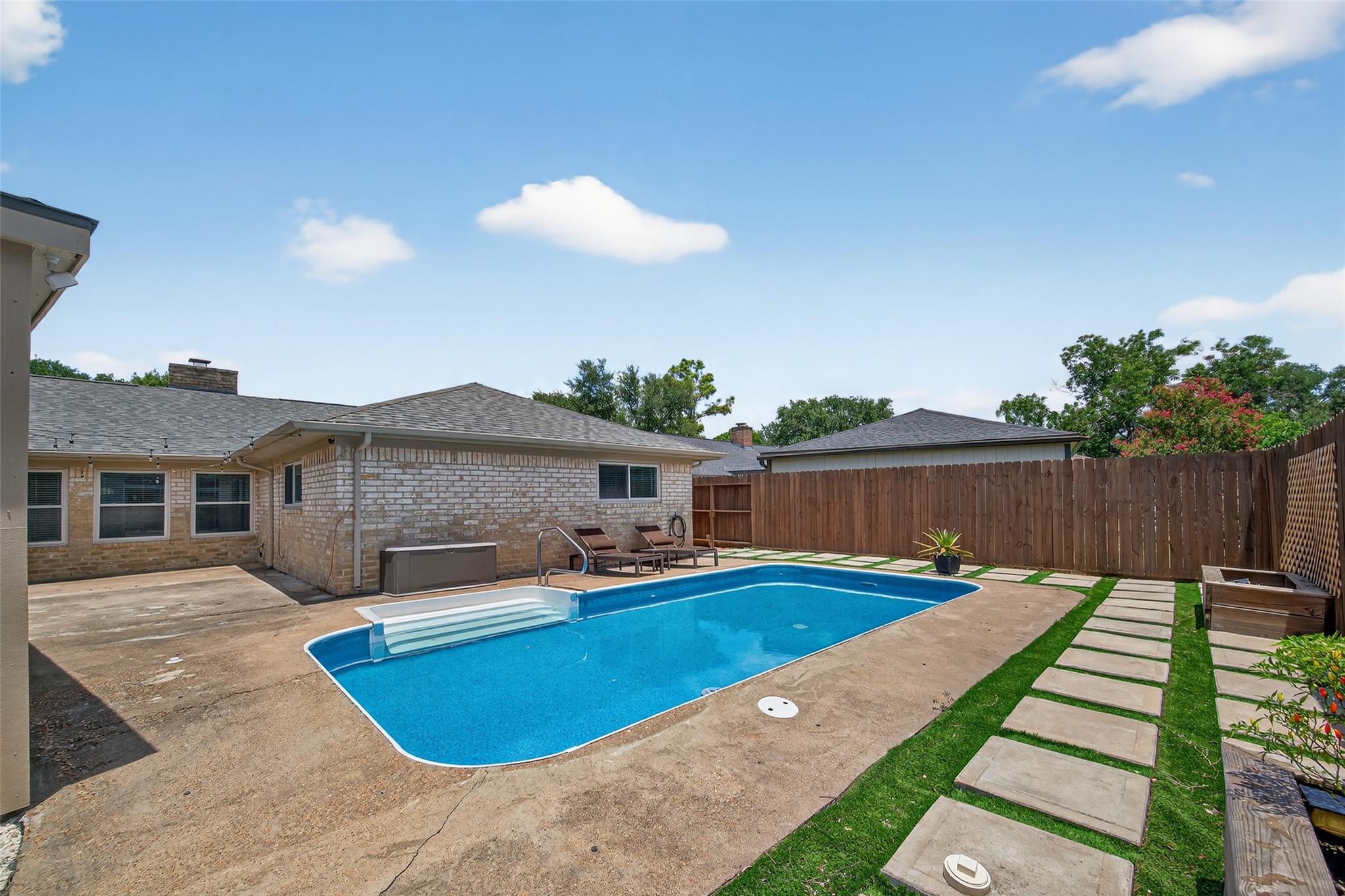 9906 Sageglow Drive