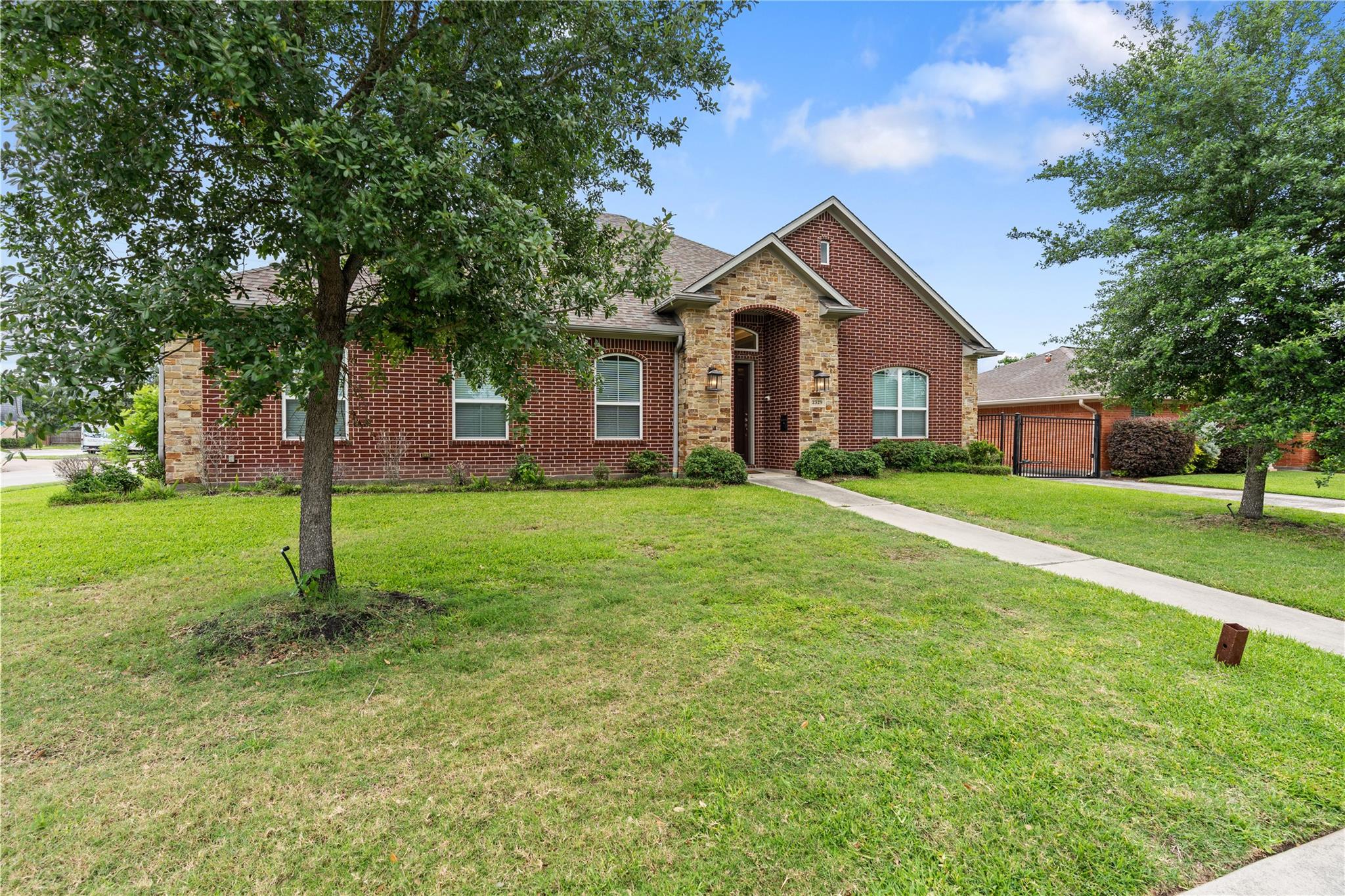 2329 Willowby Drive