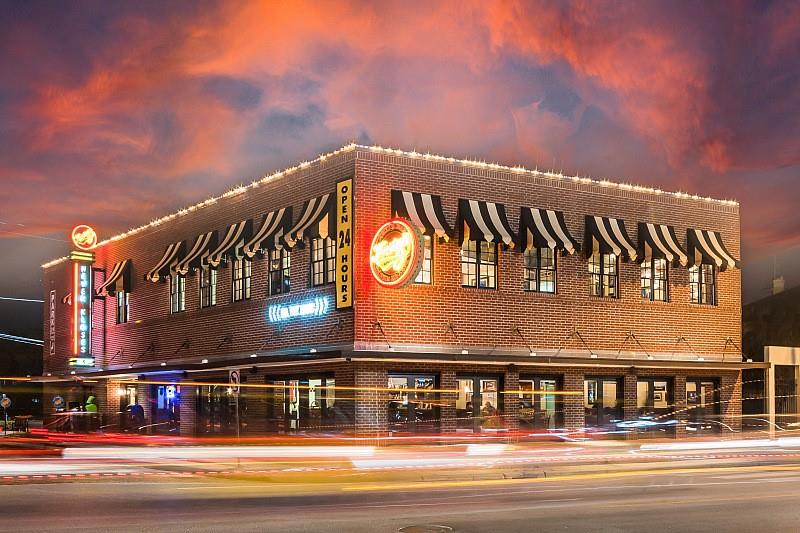 1004 California Street # 402