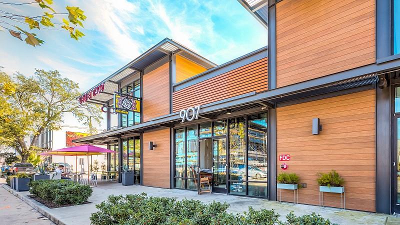 1004 California Street # 402