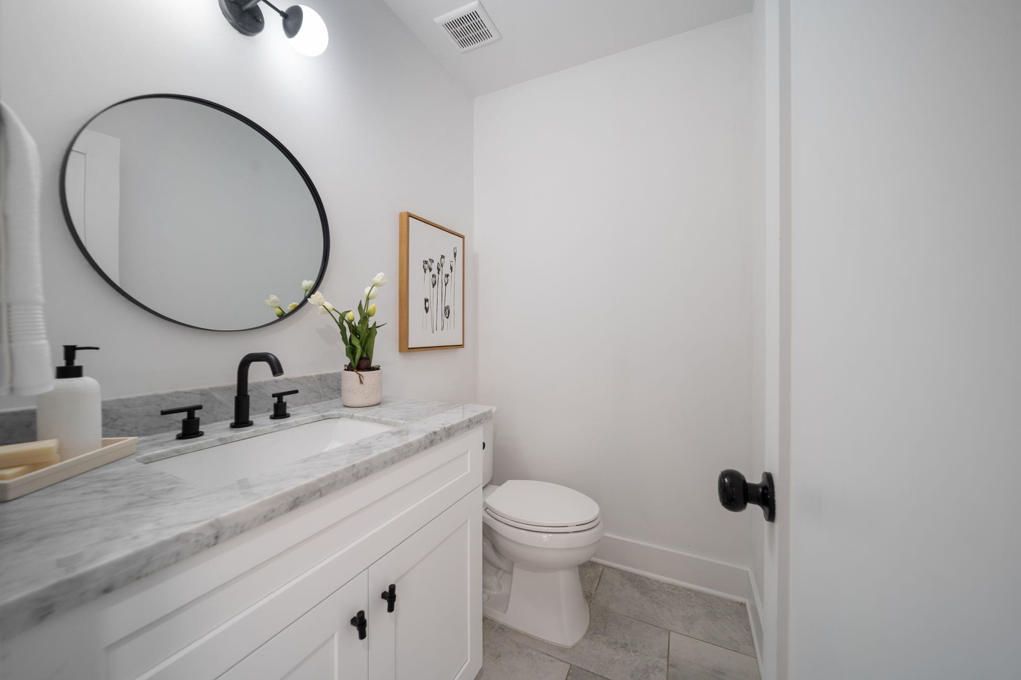 2501 Briarhurst Drive, Houston