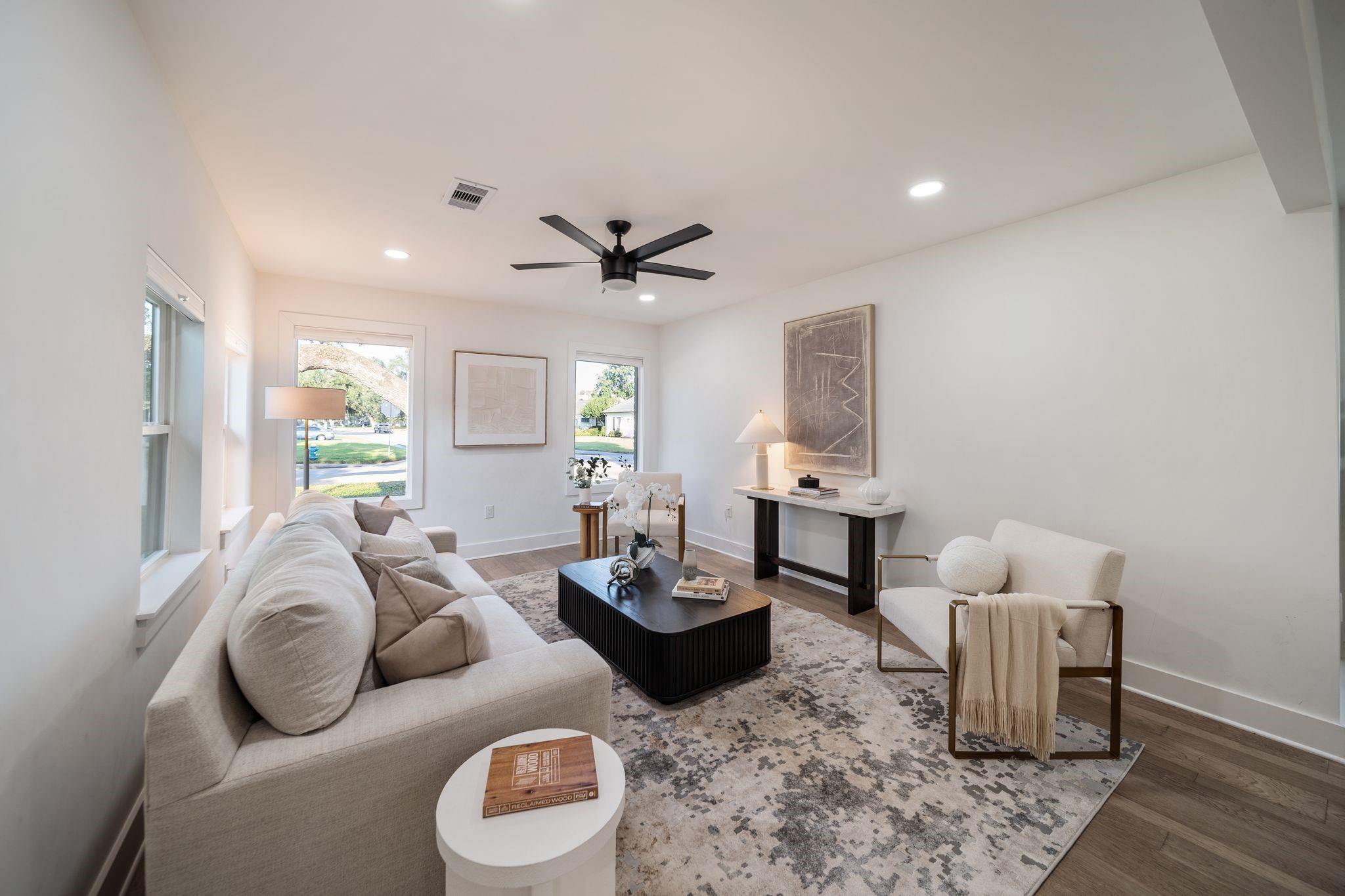 2501 Briarhurst Drive, Houston