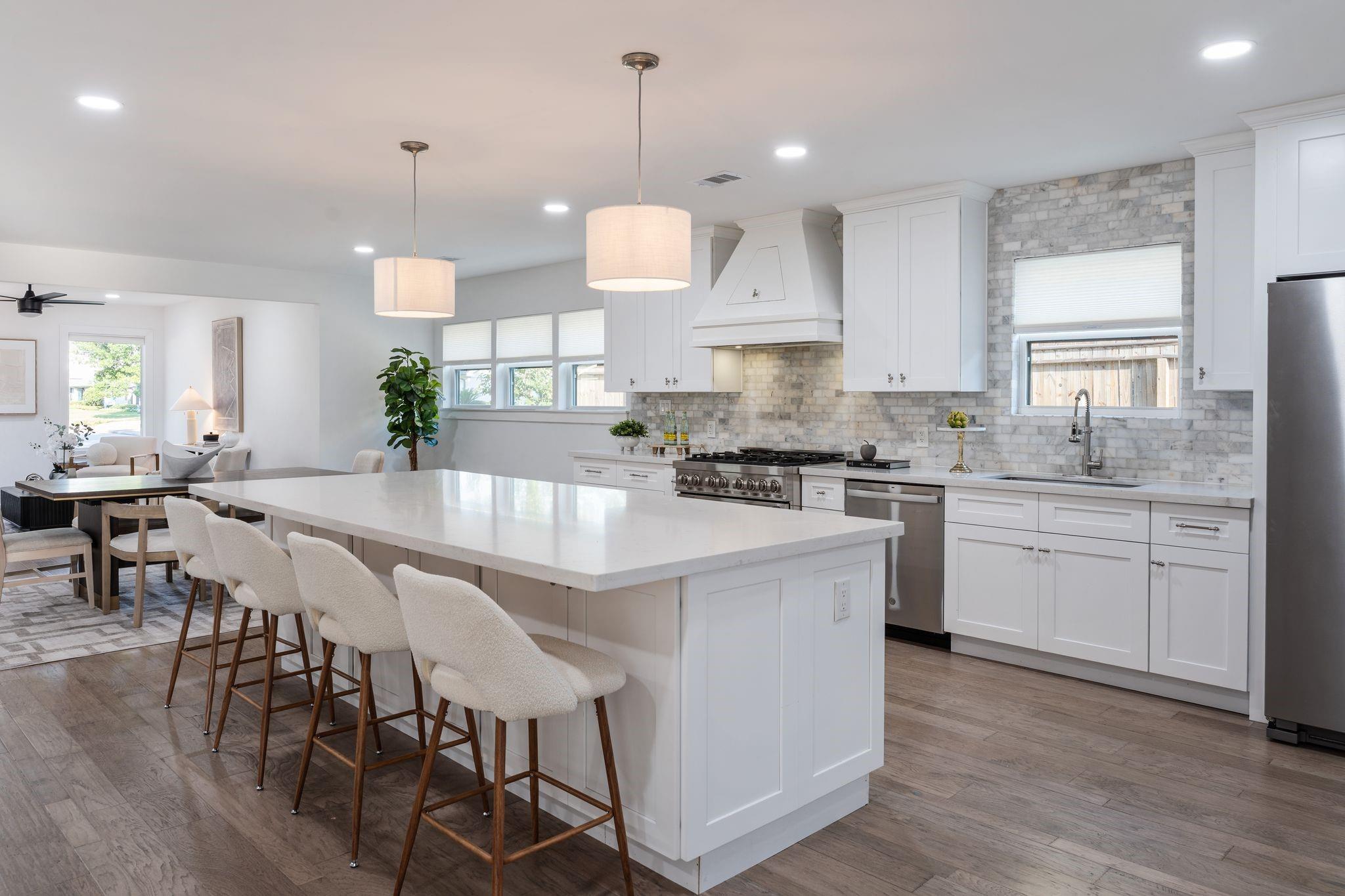 2501 Briarhurst Drive, Houston